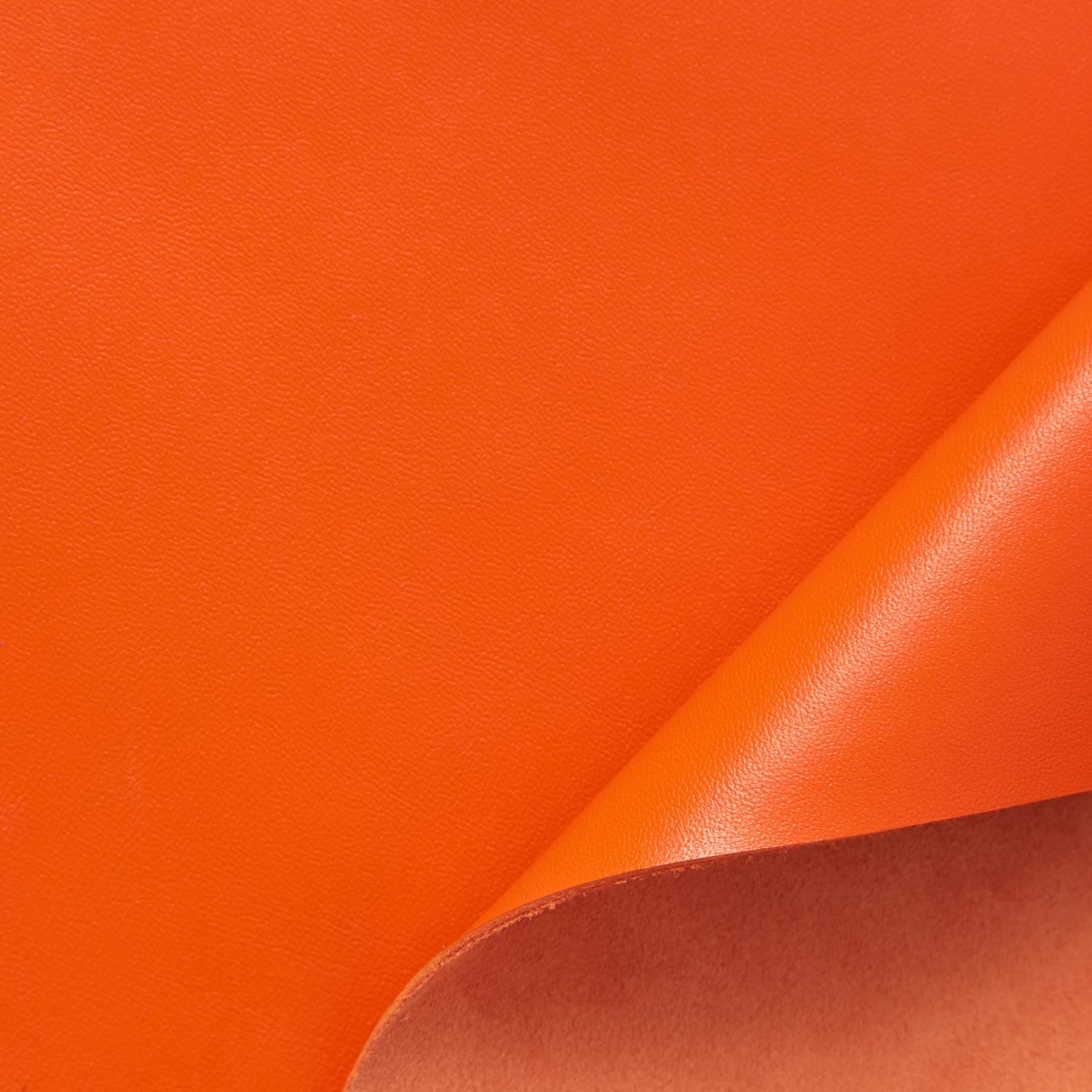 C24BL0012 | Full Grain Satinated Lamb 11 C24BL0012 | Full Grain Satinated Lamb - Image 9