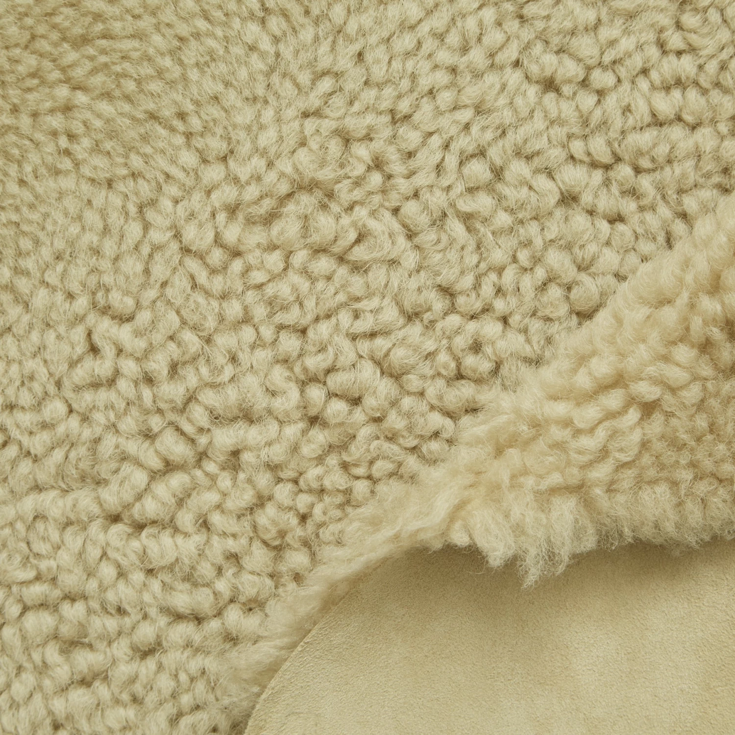 C24VL0046 | Merinos Lamb Shearling 3 C24VL0046 | Merinos Lamb Shearling