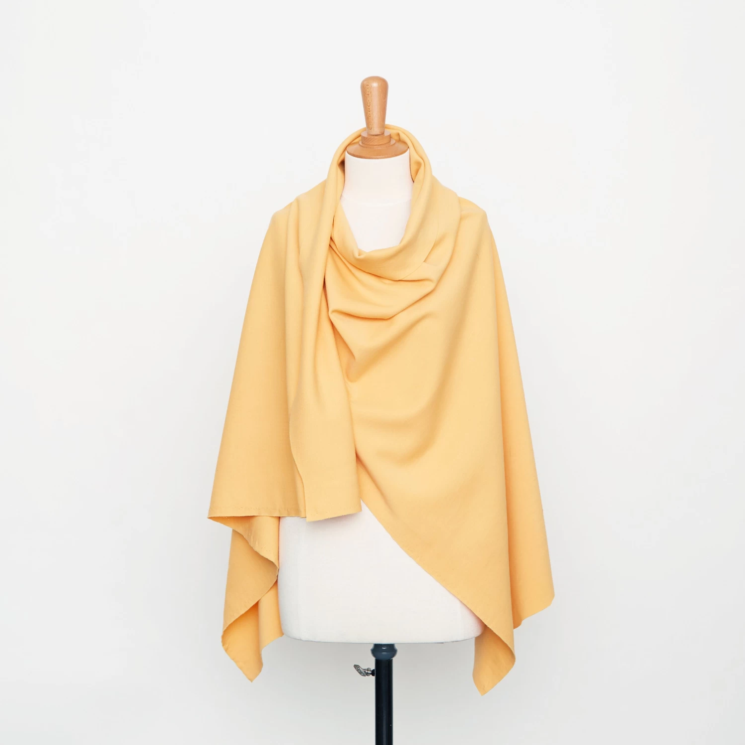 M20A00026 | Heavy Wool Jersey 6 M20A00026 | Heavy Wool Jersey - Image 4