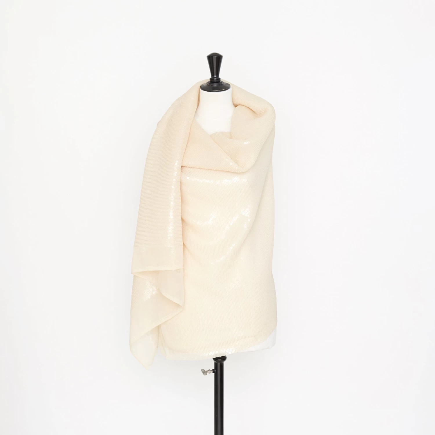 M21C00062 | Sequins Stretch Tulle 4 M21C00062 | Sequins Stretch Tulle - Image 2