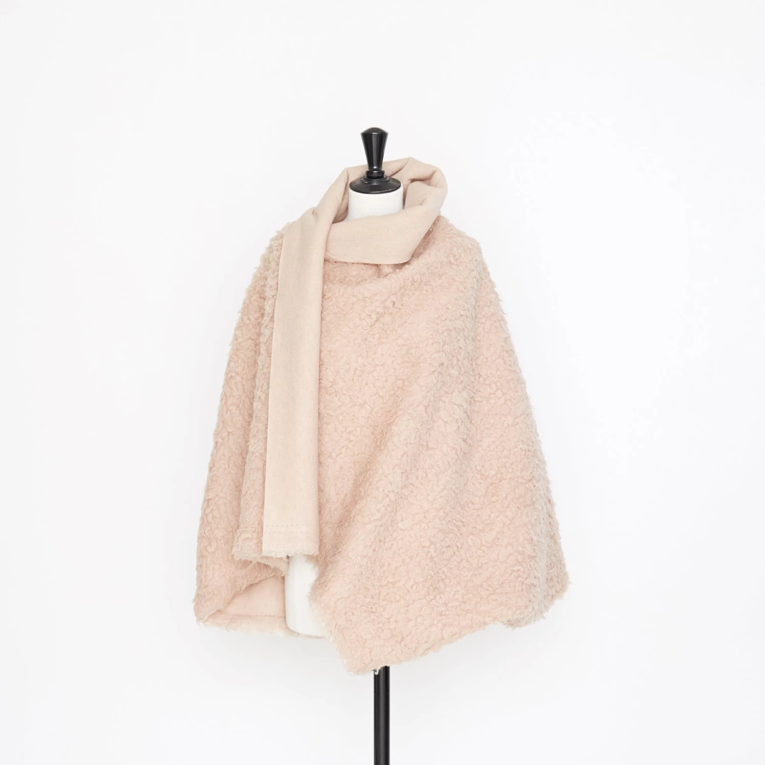M21C00064 | Camel Wool & Silk Faux Fur 4 M21C00064 | Camel Wool & Silk Faux Fur - Image 2