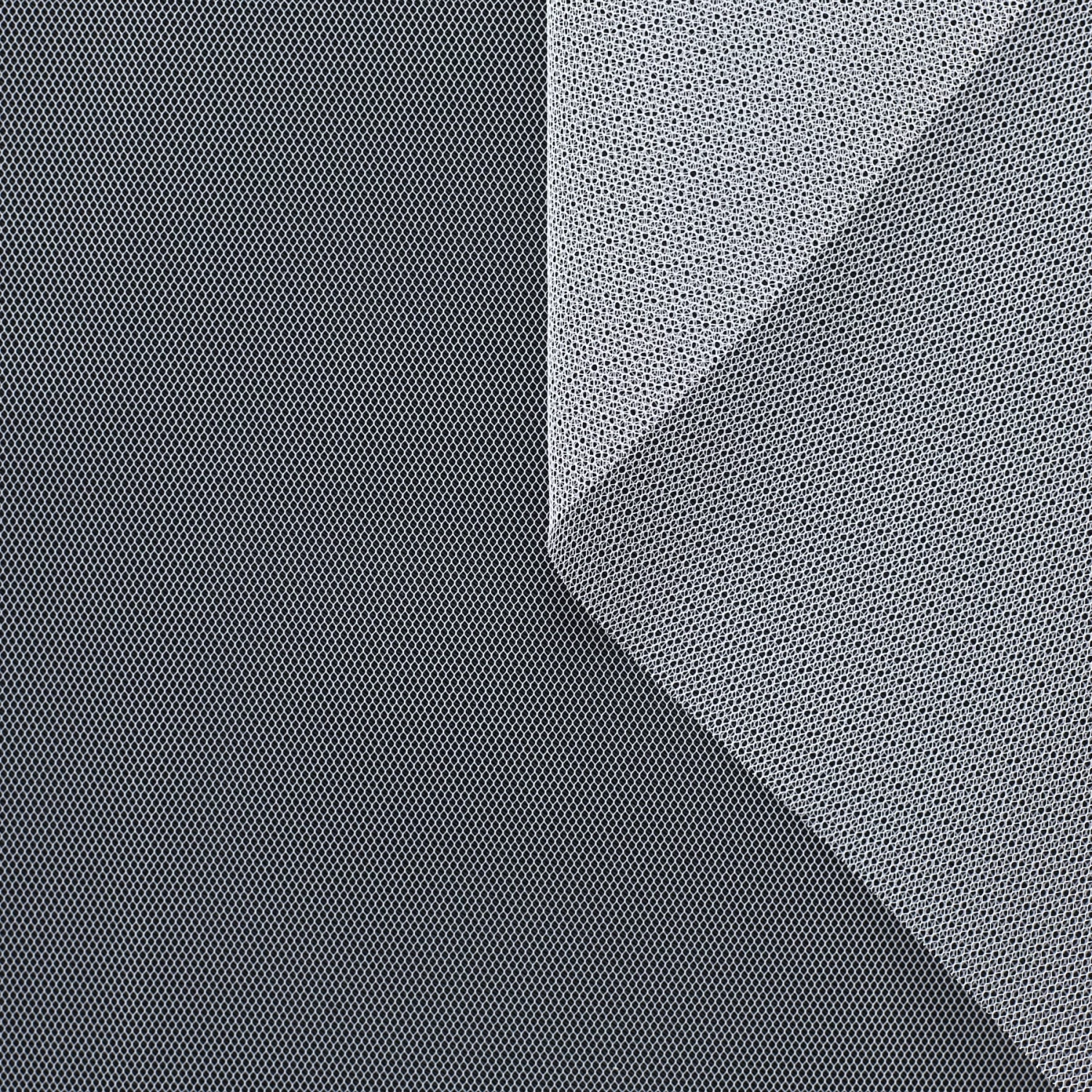 M22D00075 | Stiff Tulle 3 M22D00075 | Stiff Tulle