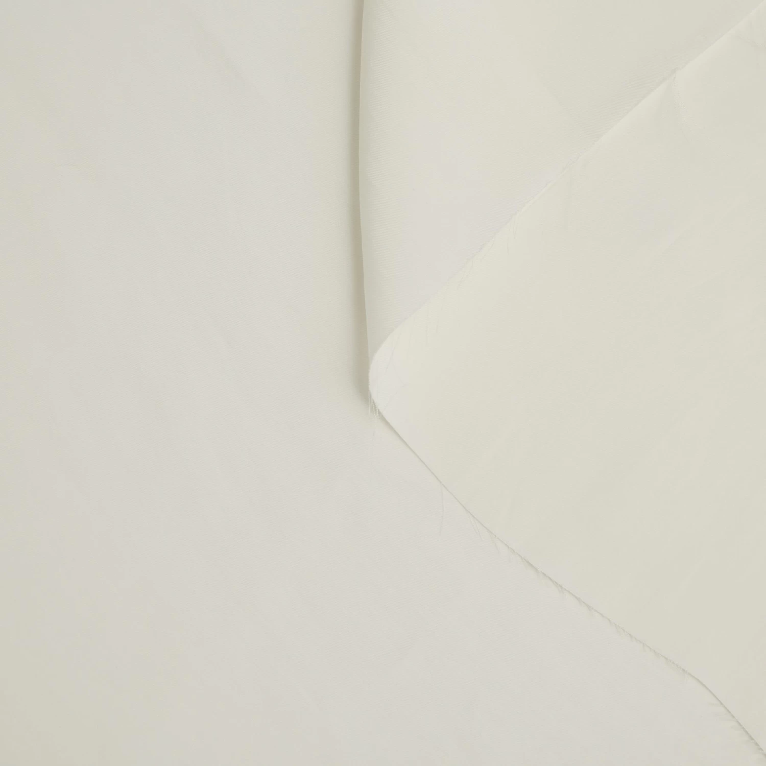 T20A00014 | Technical Silk Twill 7 T20A00014 | Technical Silk Twill - Image 5