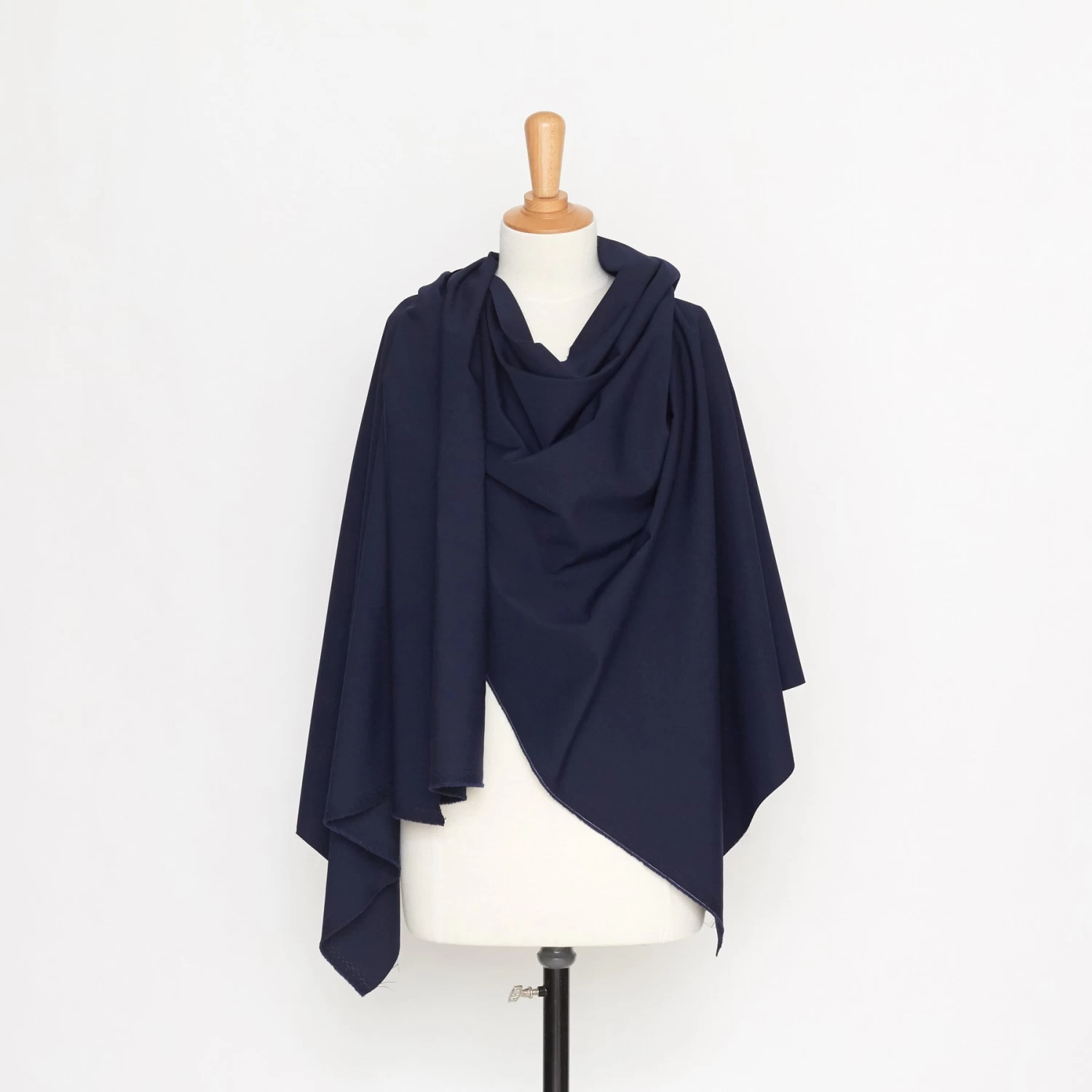 T20A00093 | Wool Faille 6 T20A00093 | Wool Faille - Image 4