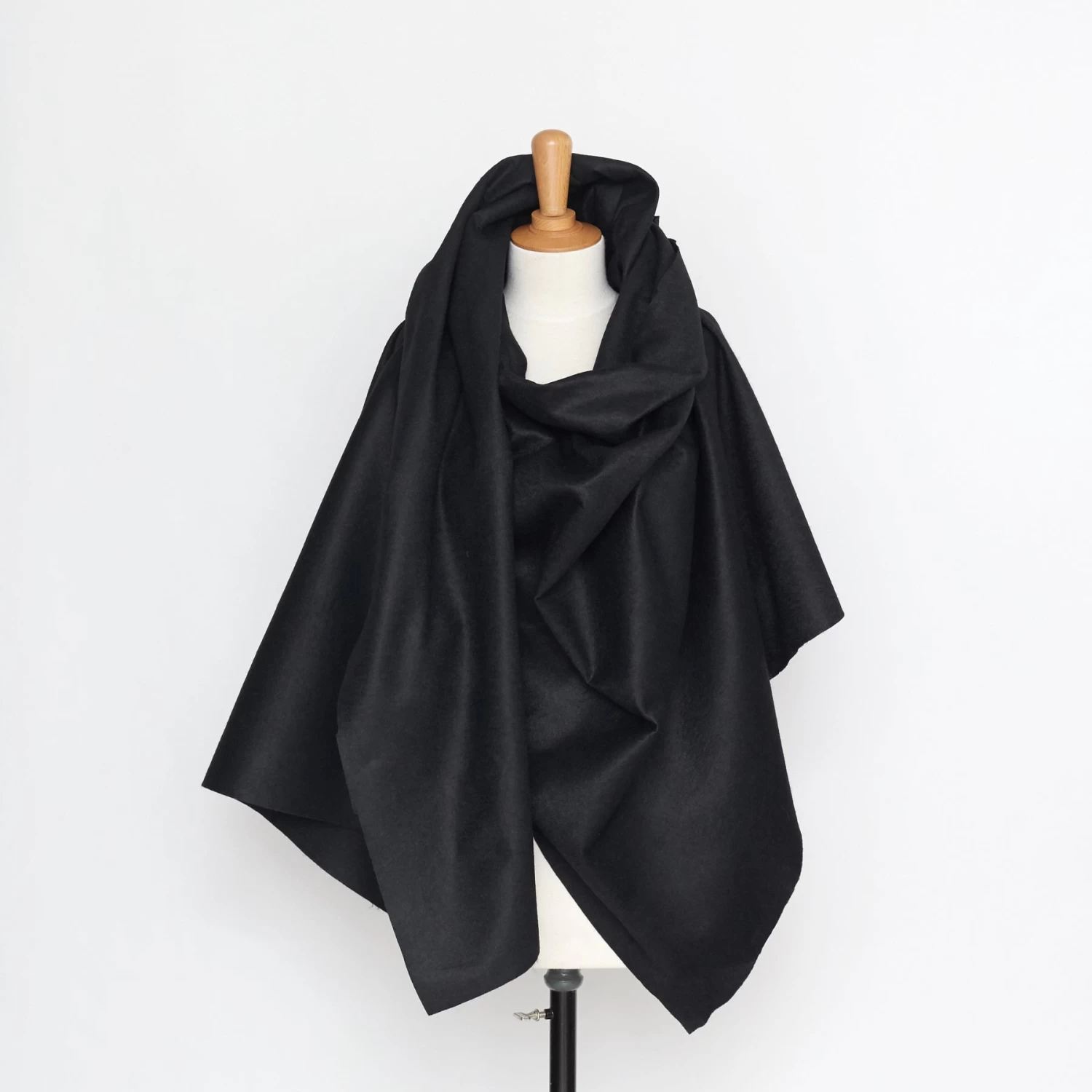 T20A00103 | Viscose And Wool Undercollar Felt 6 T20A00103 | Viscose And Wool Undercollar Felt - Image 4