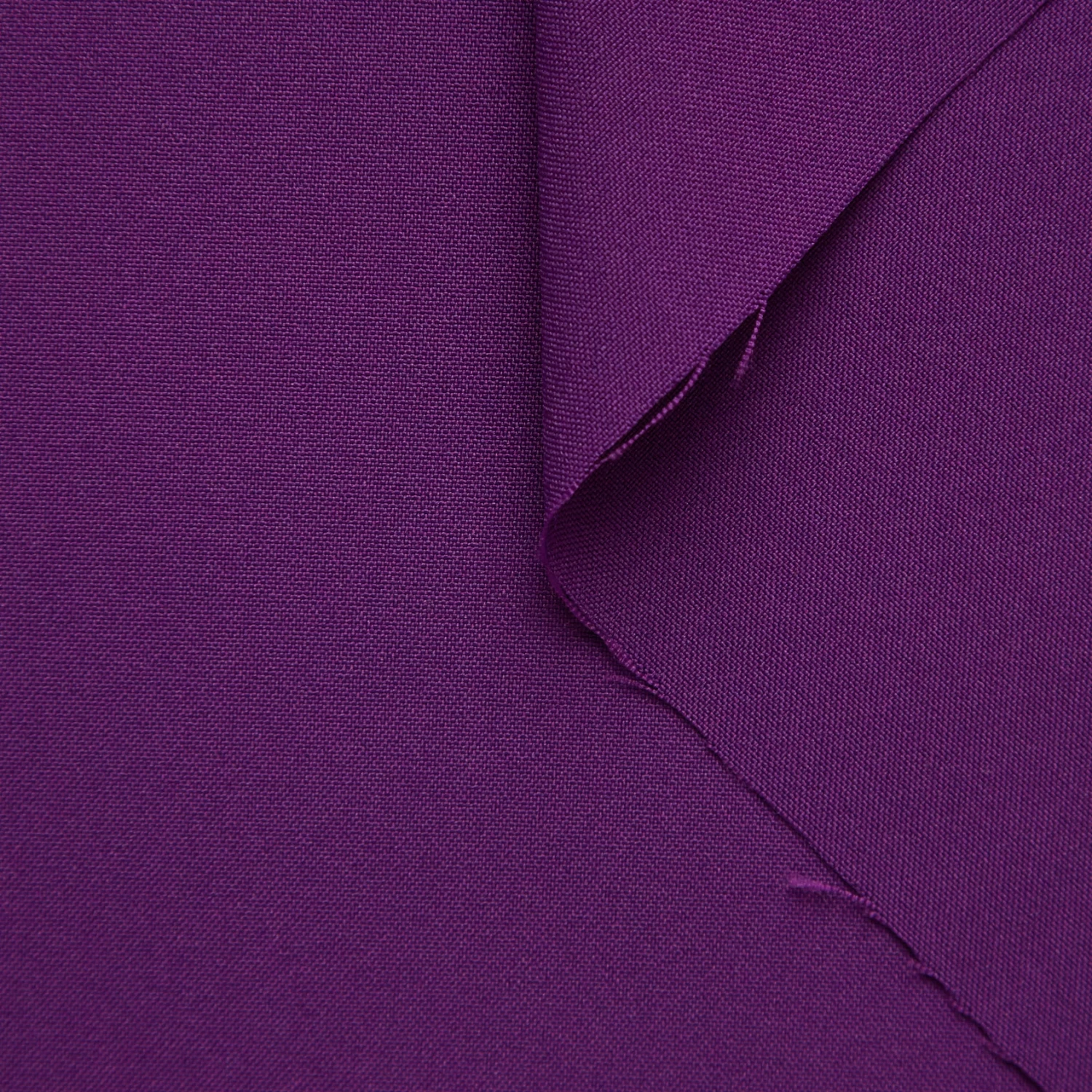 T20A00156 | Fluid Suiting 9 T20A00156 | Fluid Suiting - Image 7