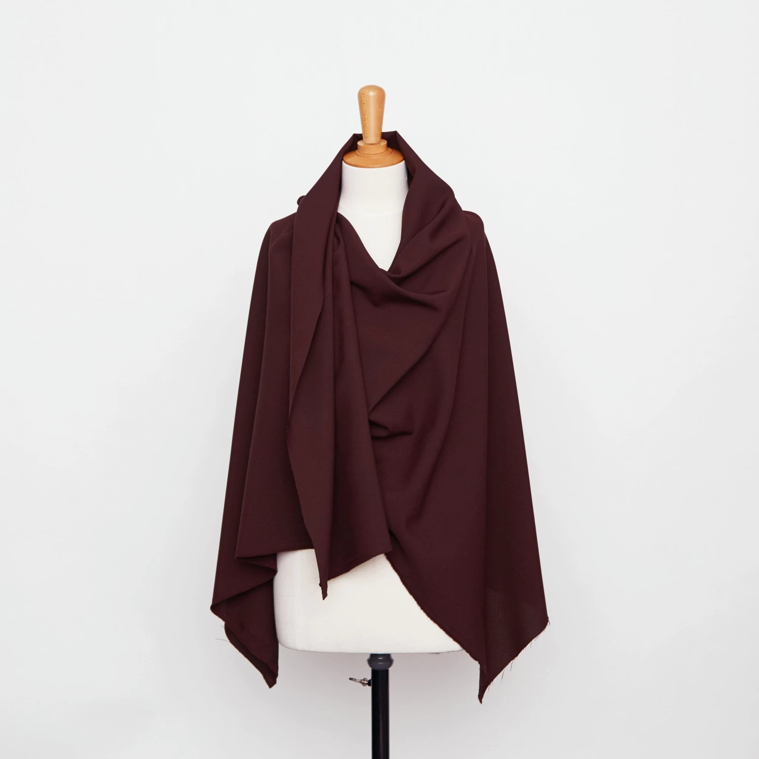 T20A00156 | Fluid Suiting 12 T20A00156 | Fluid Suiting - Image 10