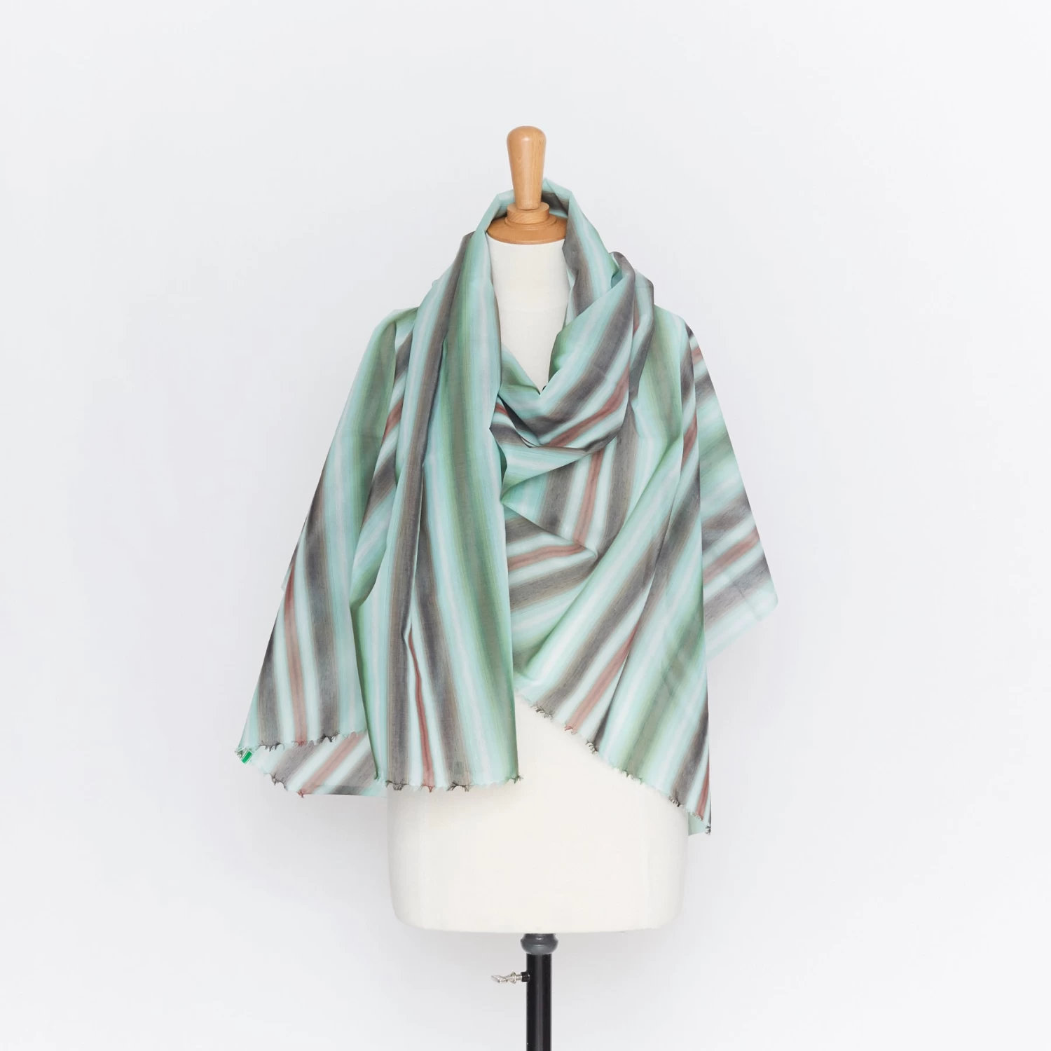 T20A00223 | Ombre Sheer Silk Cotton 4 T20A00223 | Ombre Sheer Silk Cotton - Image 2