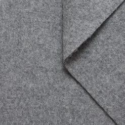 T20A00245 | Splittable Fluffy Wool