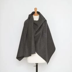 T20A00245 | Splittable Fluffy Wool -Nona Source Shop T20A00245 Granitegray 02