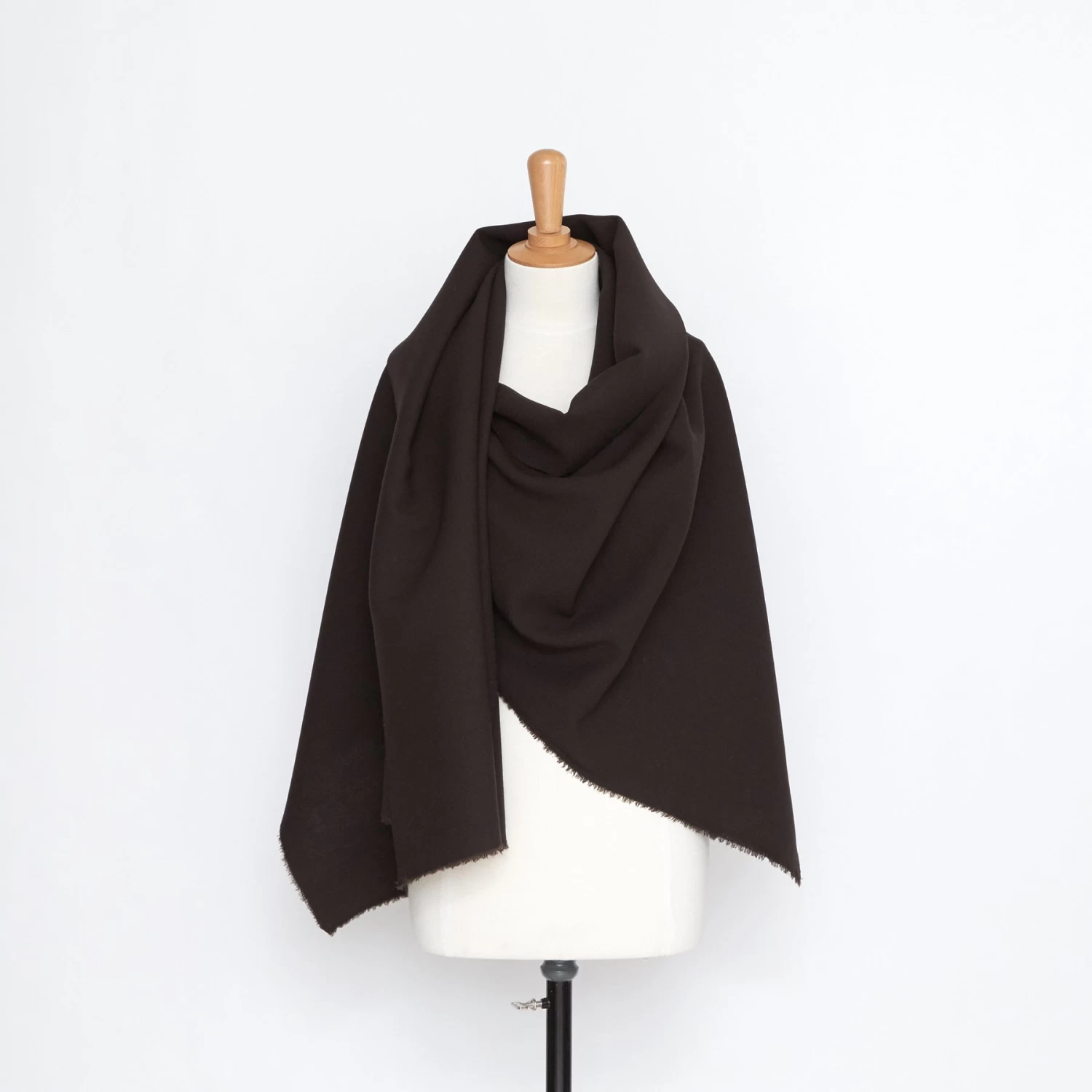 T20A00264 | Bonded Dry Wool Crepe 6 T20A00264 | Bonded Dry Wool Crepe - Image 4