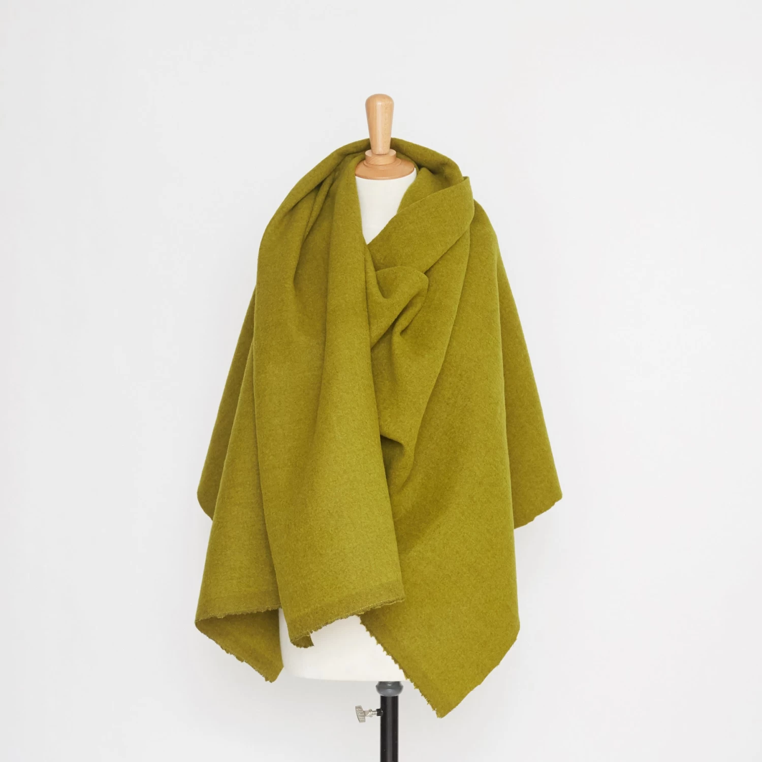 T20A00283 | Splittable Foamy Lama 6 T20A00283 | Splittable Foamy Lama - Image 4