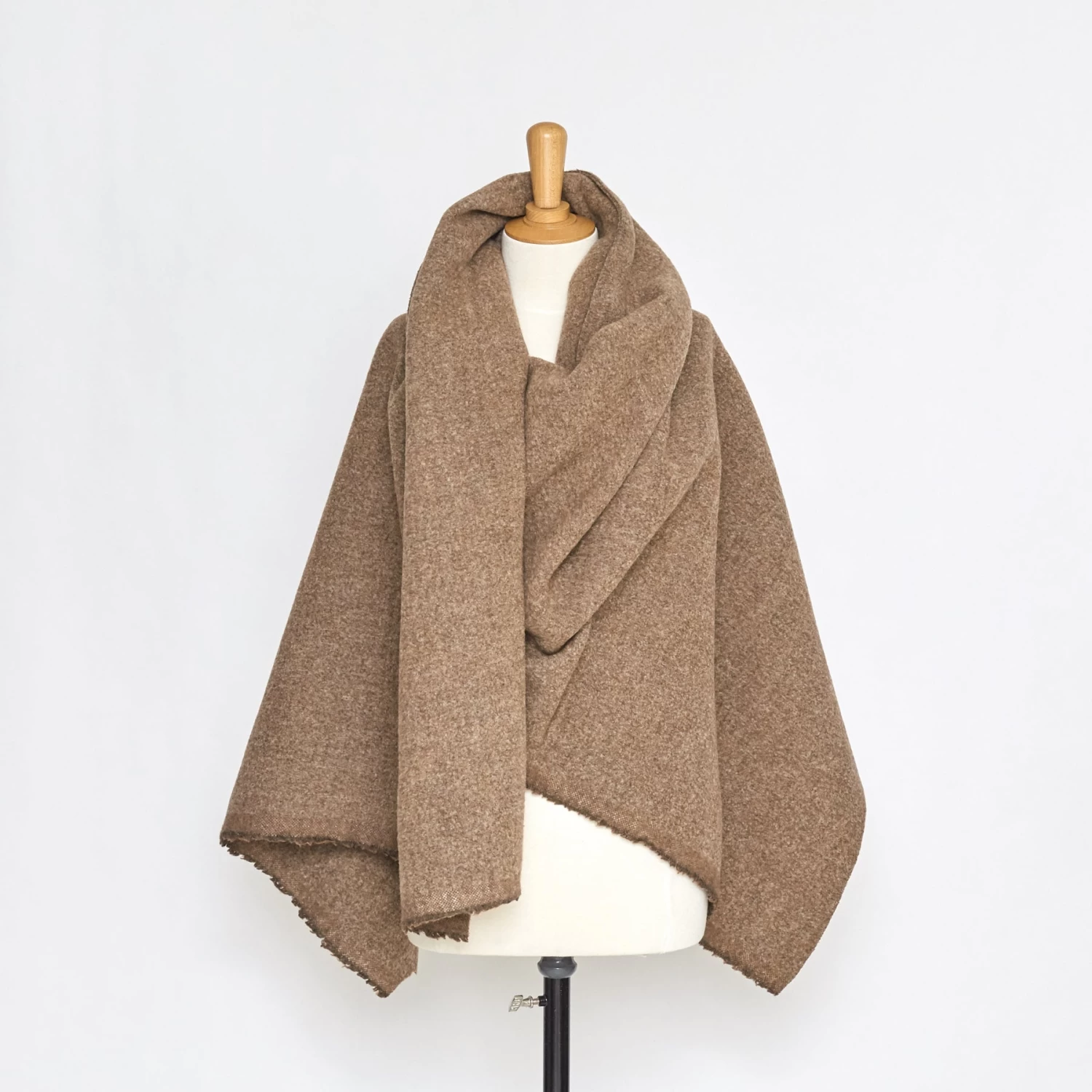 T20A00283 | Splittable Foamy Lama 4 T20A00283 | Splittable Foamy Lama - Image 2