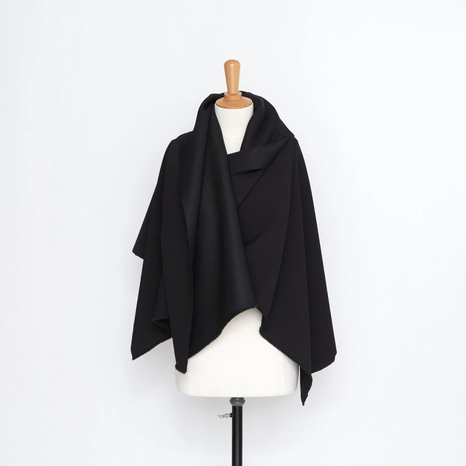 T20A00318 | Technical Diagonal Tailoring 6 T20A00318 | Technical Diagonal Tailoring - Image 4