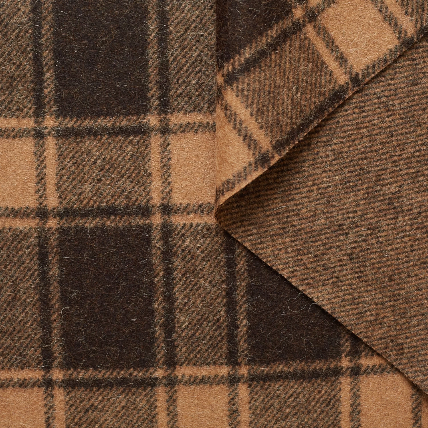 T21C00591 | Splittable Checked Alpaca Drap 5 T21C00591 | Splittable Checked Alpaca Drap - Image 3