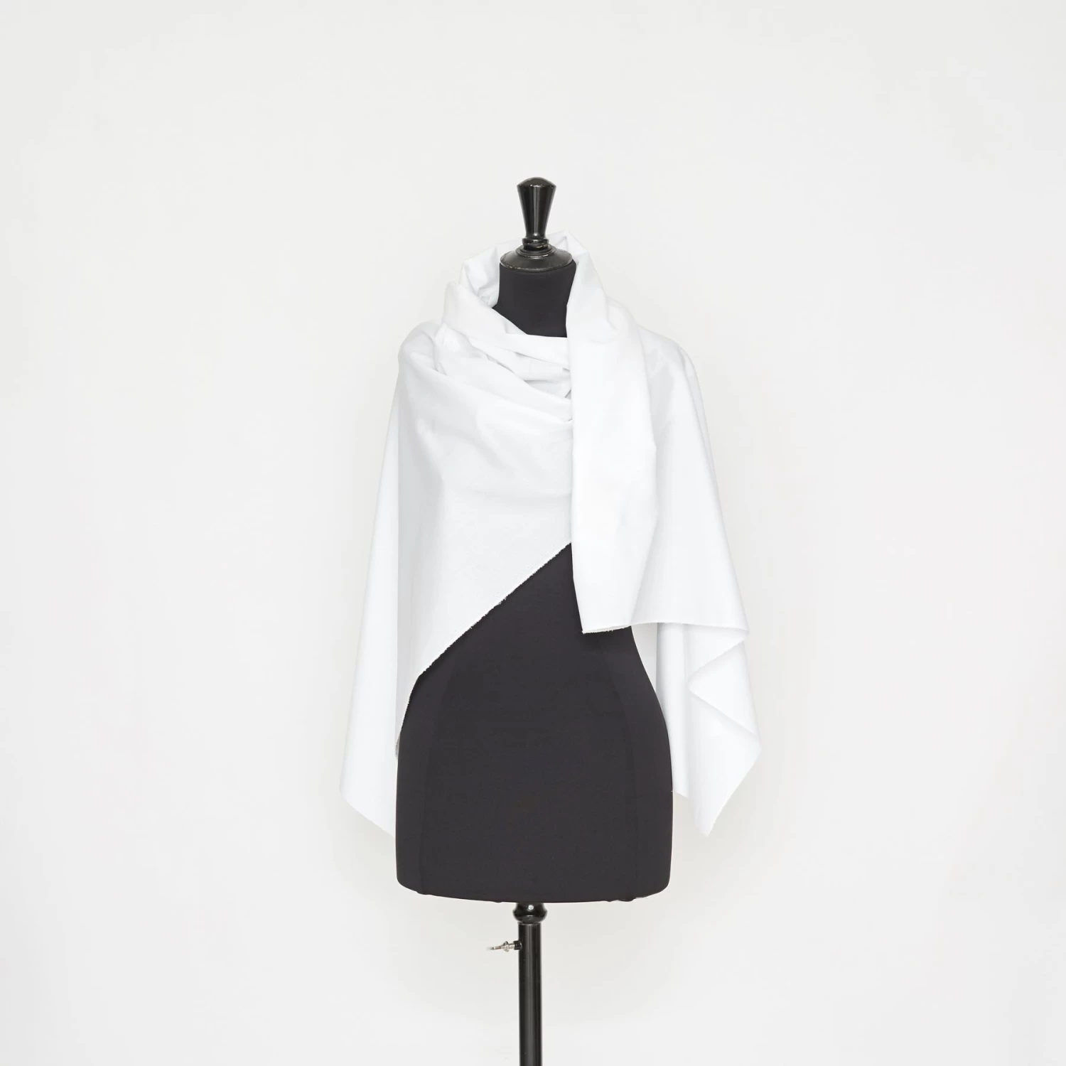 T22A01109 | Tone On Tone Stripes Poplin 4 T22A01109 | Tone On Tone Stripes Poplin - Image 2