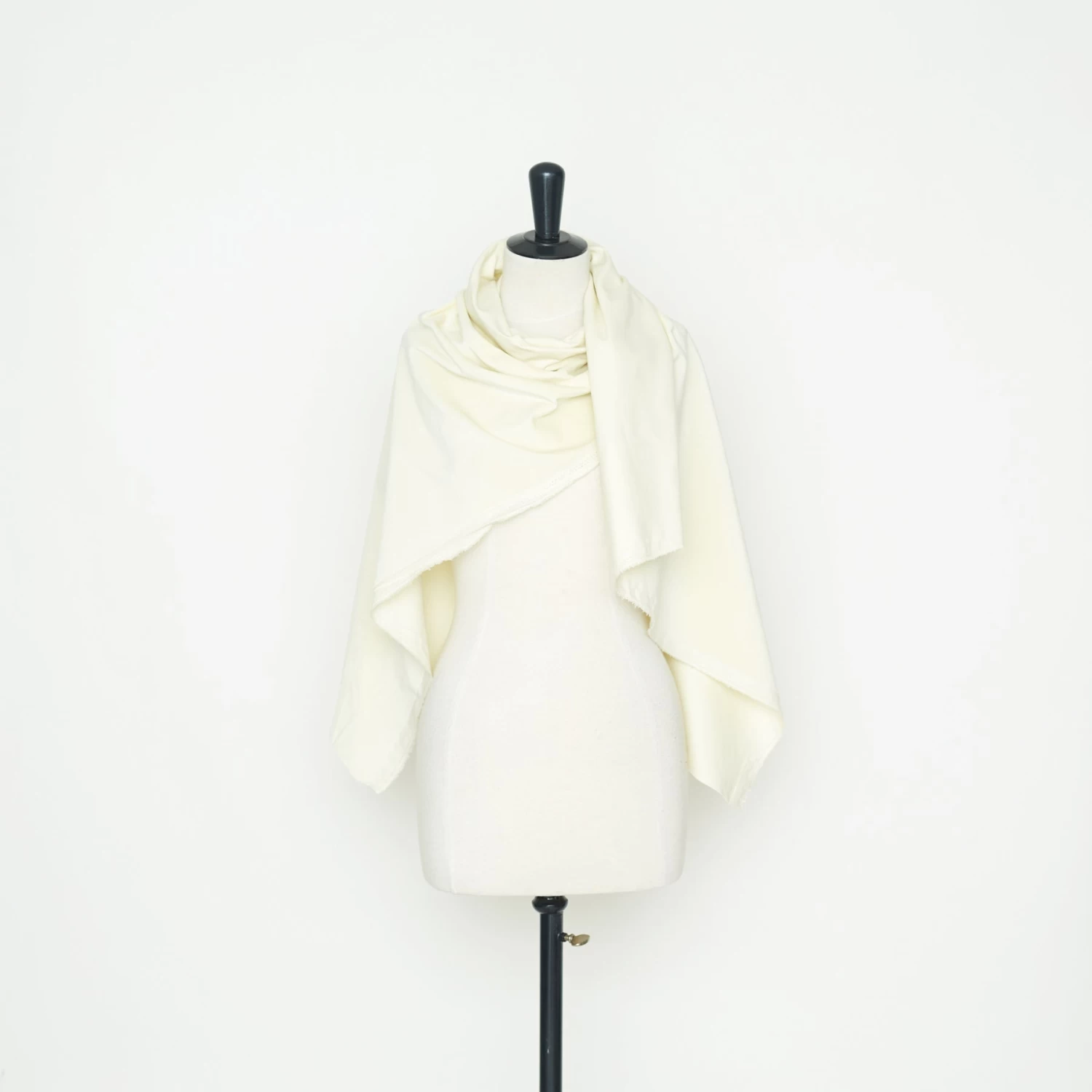 T22A01407 | Cotton Velvet 6 T22A01407 | Cotton Velvet - Image 4