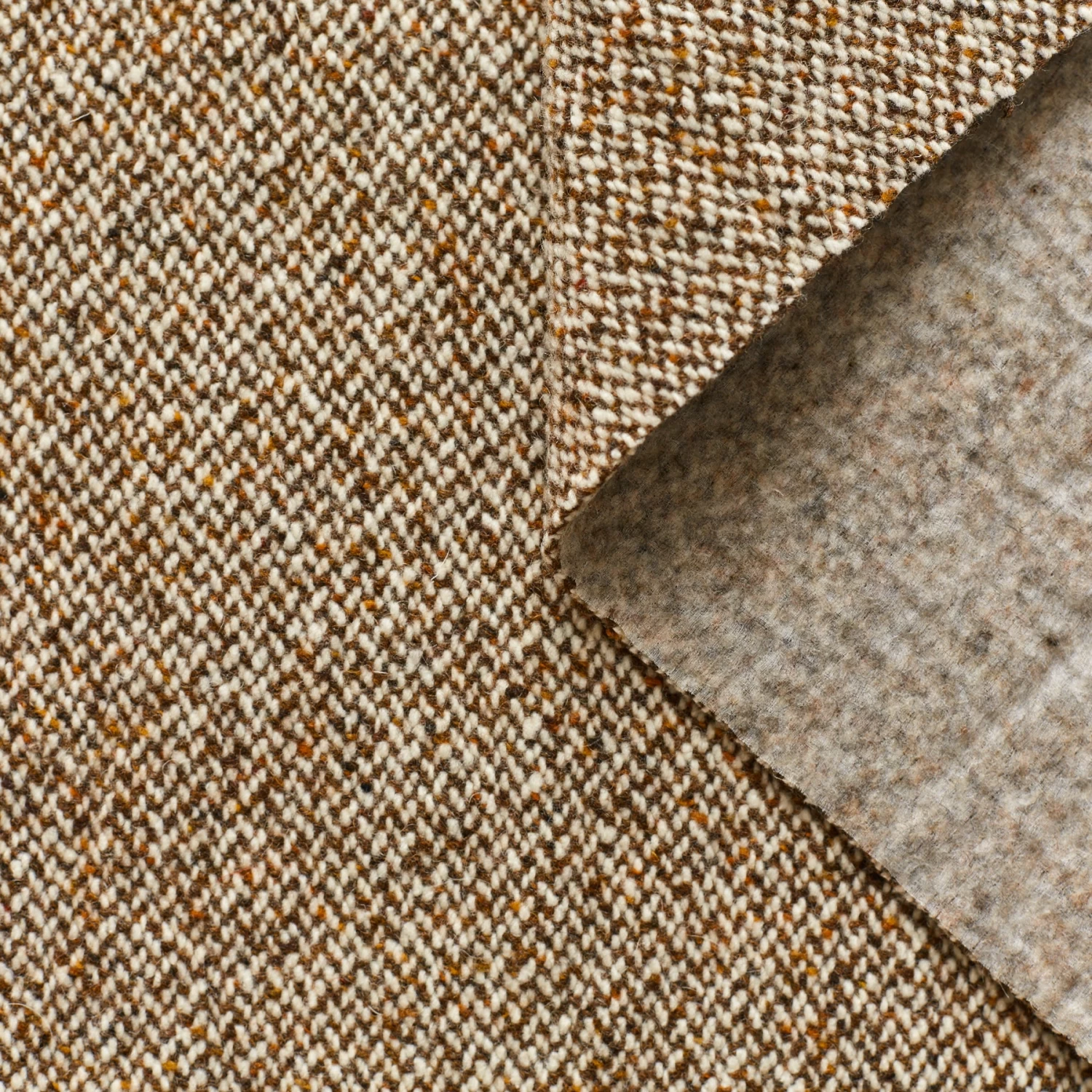 T22A01467 | Fused Wool Donegal 3 T22A01467 | Fused Wool Donegal