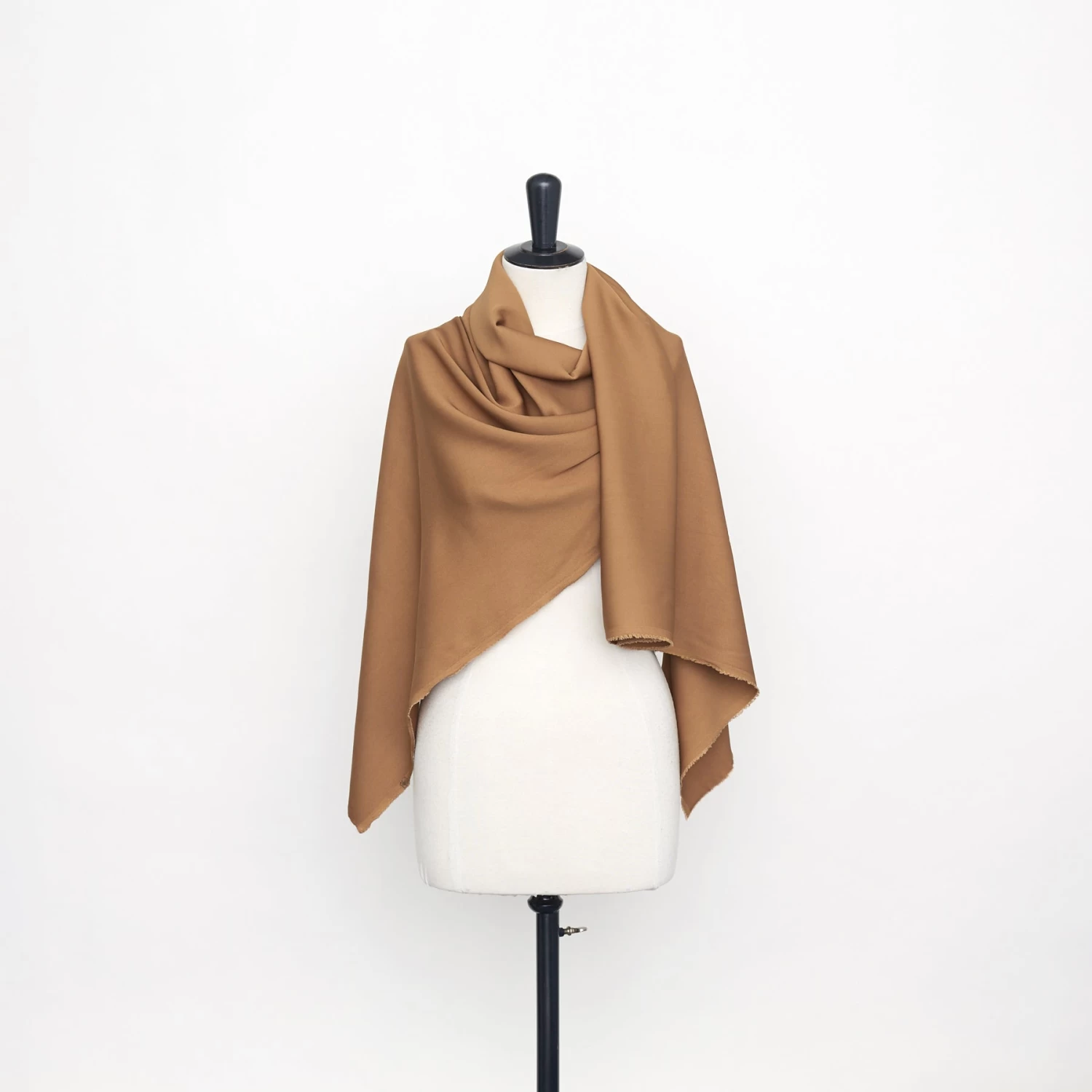 T22A01508 | Stretch Viscose & Silk Twill 5 T22A01508 | Stretch Viscose & Silk Twill - Image 3