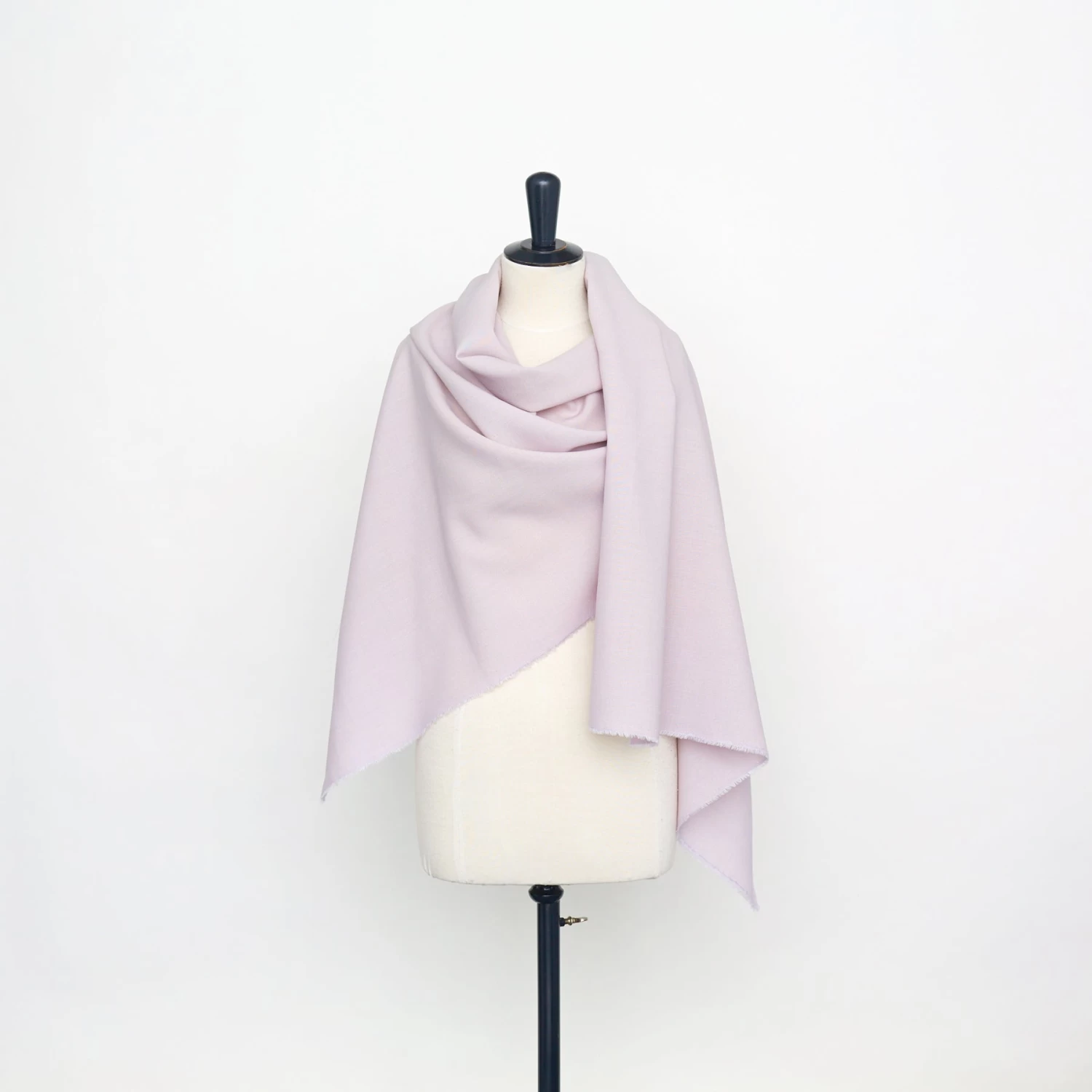 T22A01526 | Ramie, Wool & Mohair Canvas 4 T22A01526 | Ramie, Wool & Mohair Canvas - Image 2