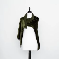 T22A01758 | Liquid Viscose & Silk Velvet 9 T22A01758 | Liquid Viscose & Silk Velvet -Nona Source Shop T22A01758 Cypress 02