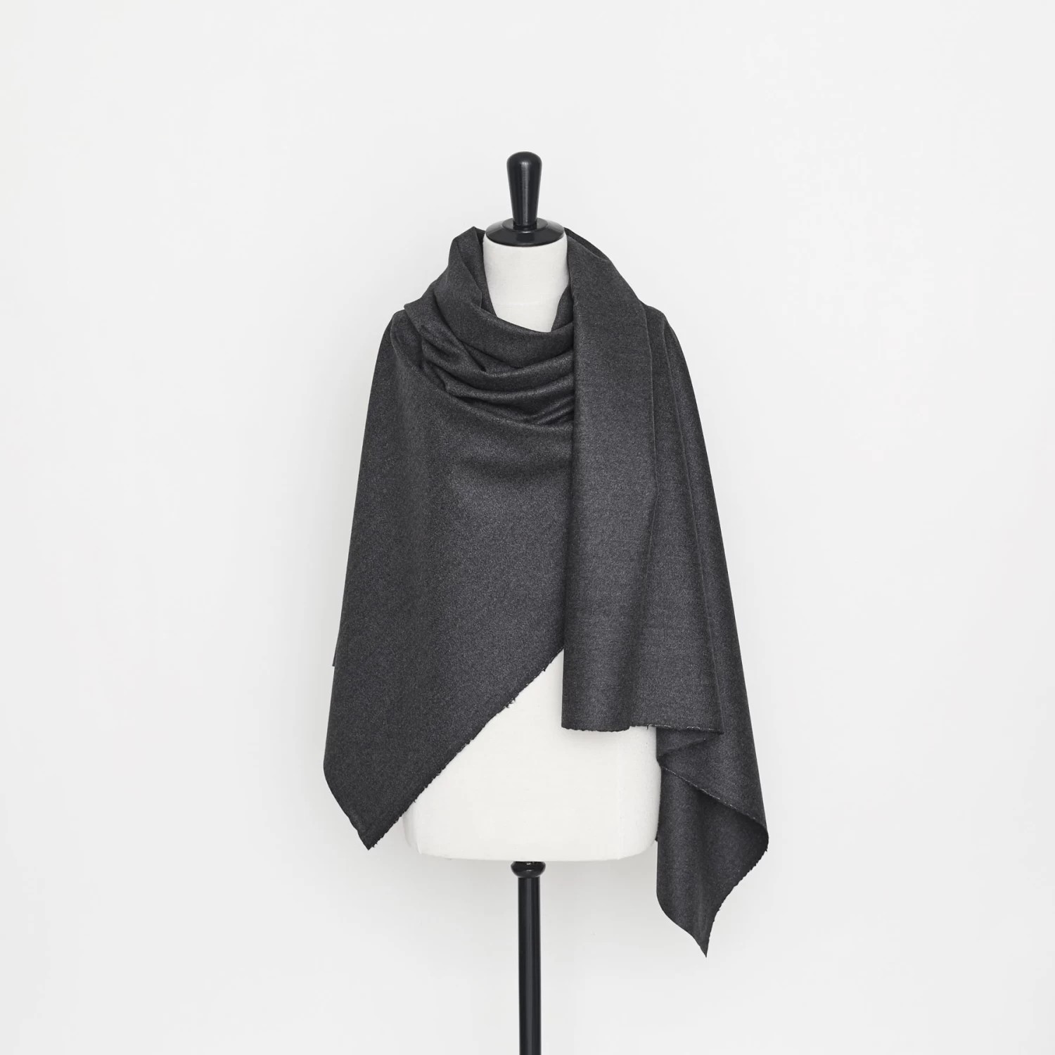 T22A01792 | Melange Wool Drap 5 T22A01792 | Melange Wool Drap - Image 3