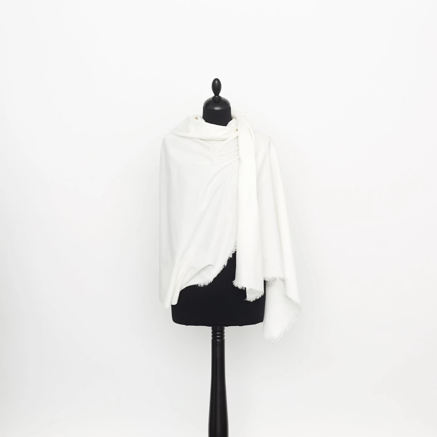 T22A01862 | Textured Cotton Twill 4 T22A01862 | Textured Cotton Twill - Image 2