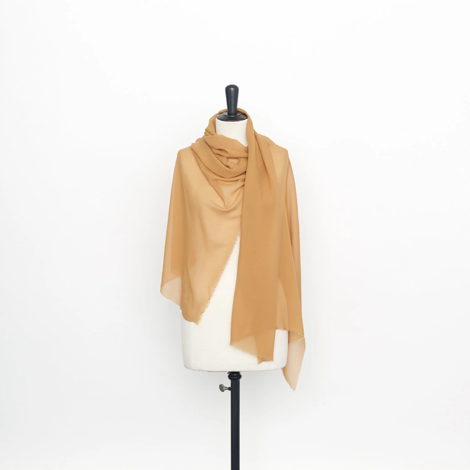 T22A01927 | Silk Crepe Georgette 4 T22A01927 | Silk Crepe Georgette - Image 2