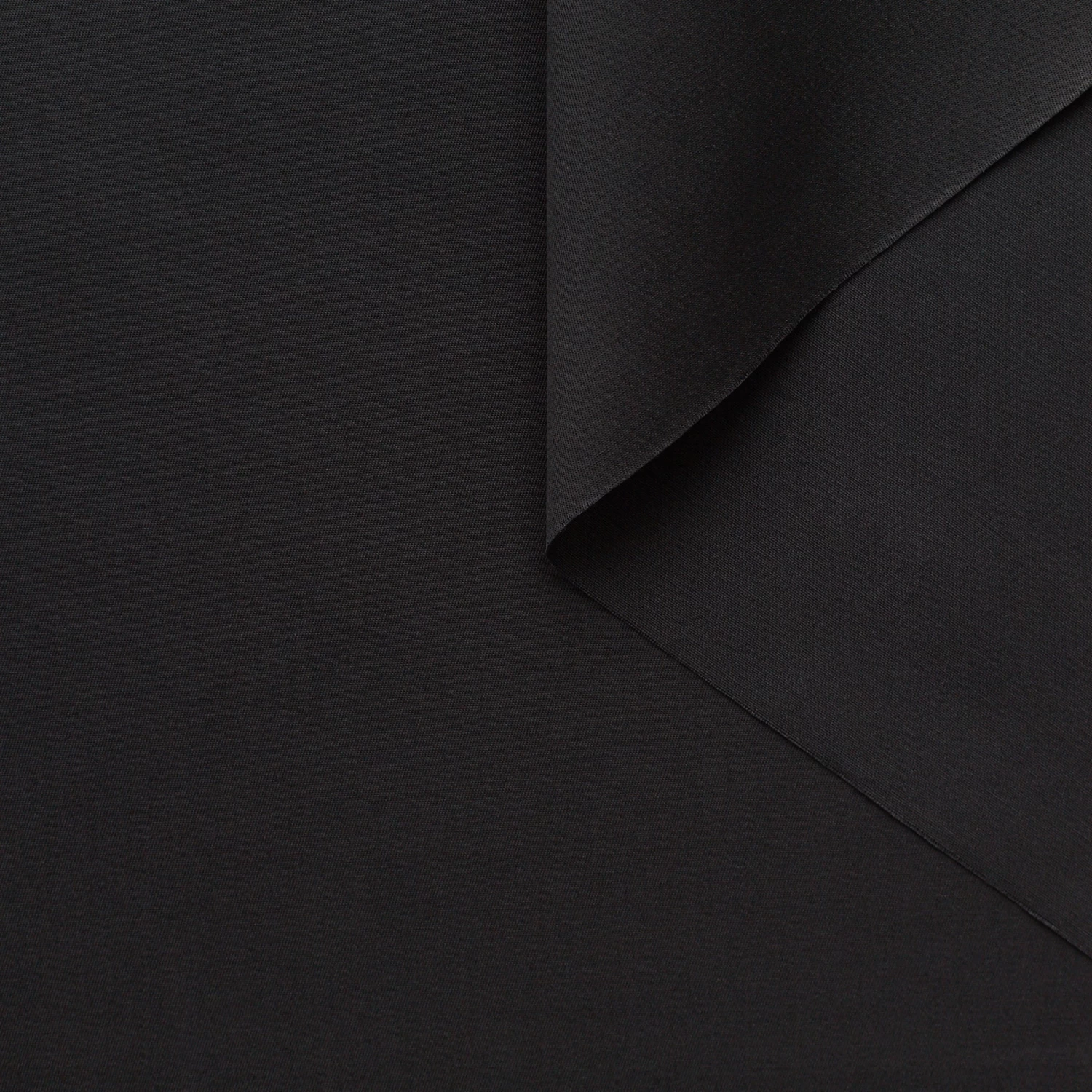 T22A01982 | Cotton Satin 6 T22A01982 | Cotton Satin - Image 4