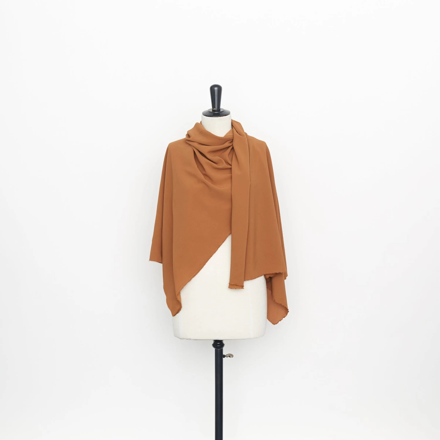 T22A02467 | Viscose Crepe 4 T22A02467 | Viscose Crepe - Image 2