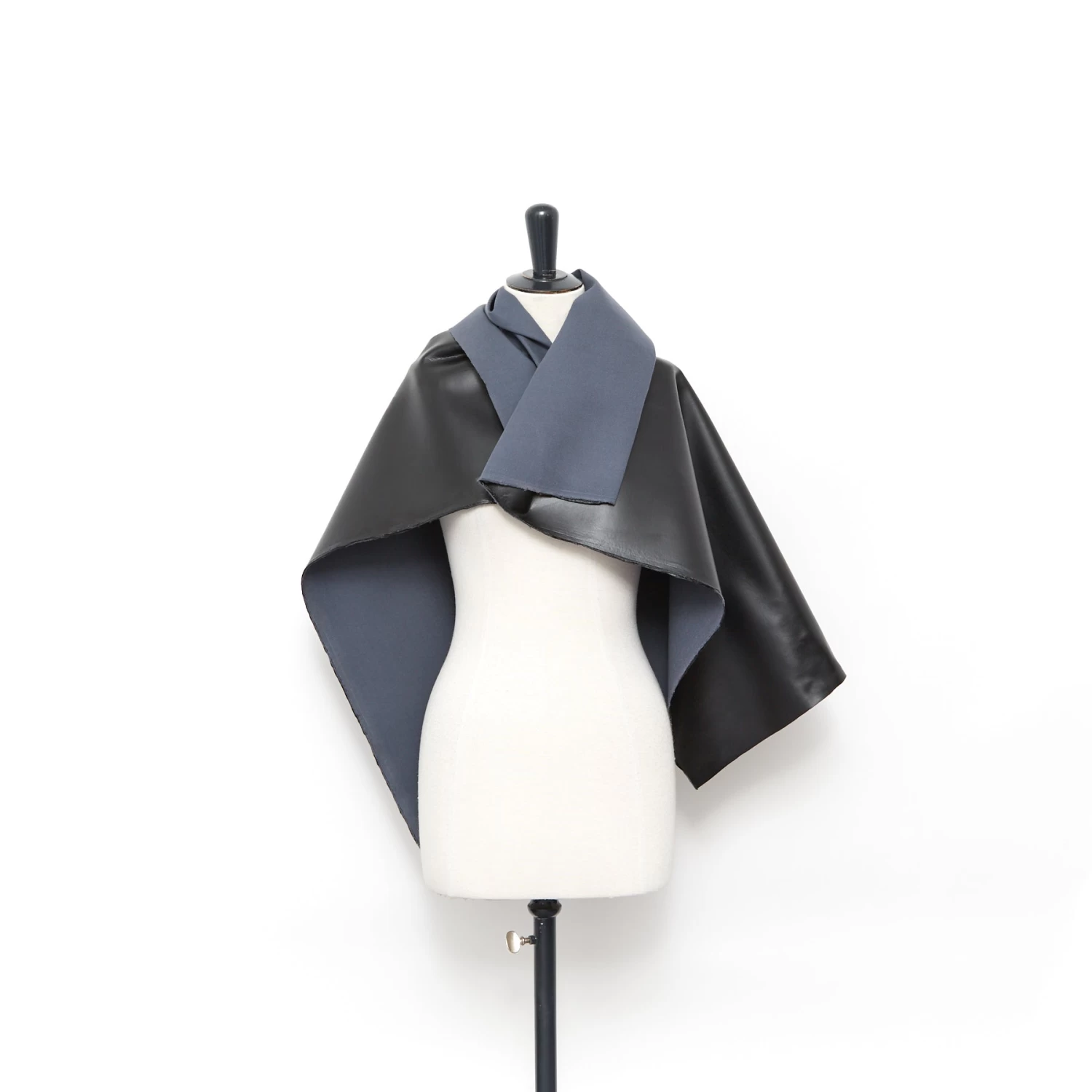 T22A02805 | Matt Faux Leather 4 T22A02805 | Matt Faux Leather - Image 2