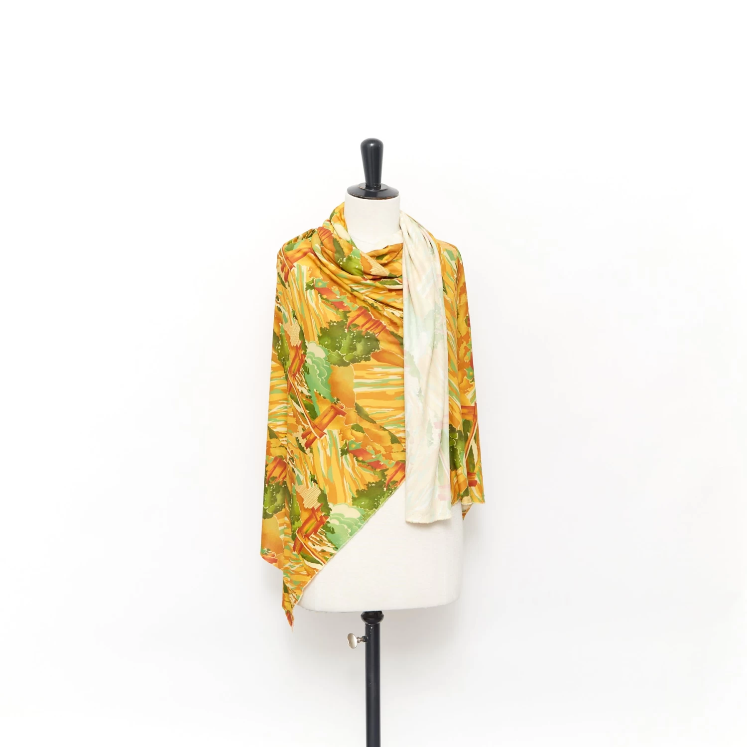 T22A02888 | Landscape Print Jersey 4 T22A02888 | Landscape Print Jersey - Image 2