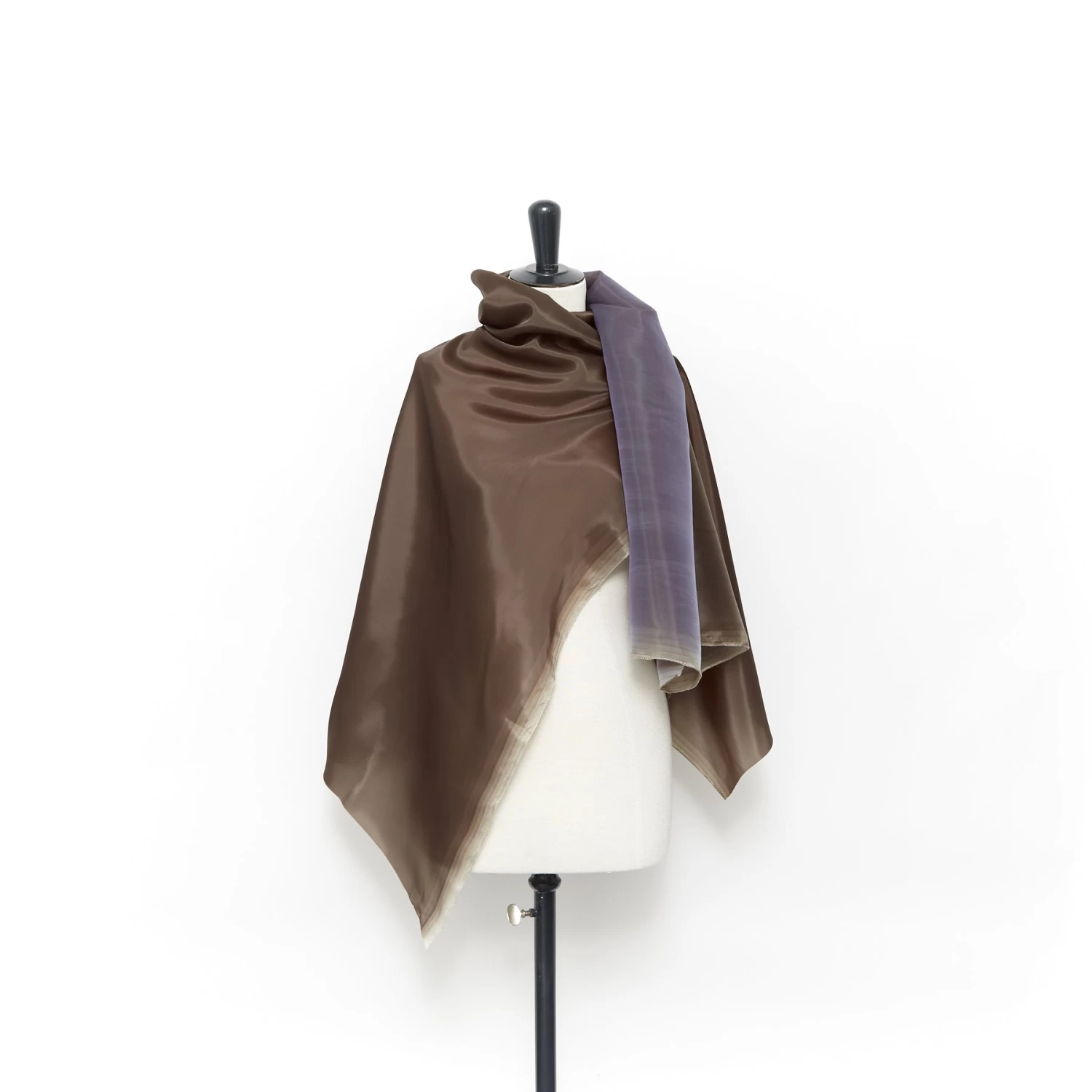 T22A02907 | Liquid Organza 4 T22A02907 | Liquid Organza - Image 2