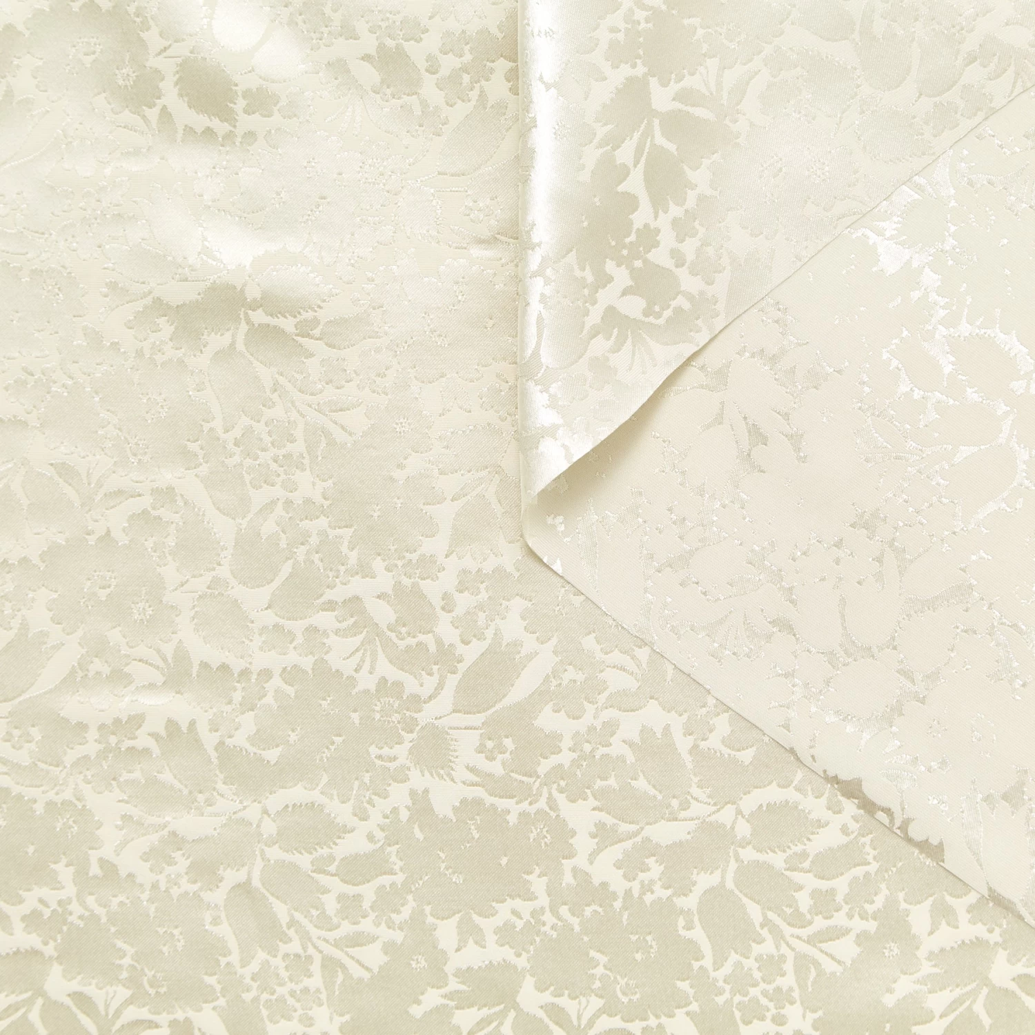 T22A02929 | Floral Glossy Jacquard 3 T22A02929 | Floral Glossy Jacquard