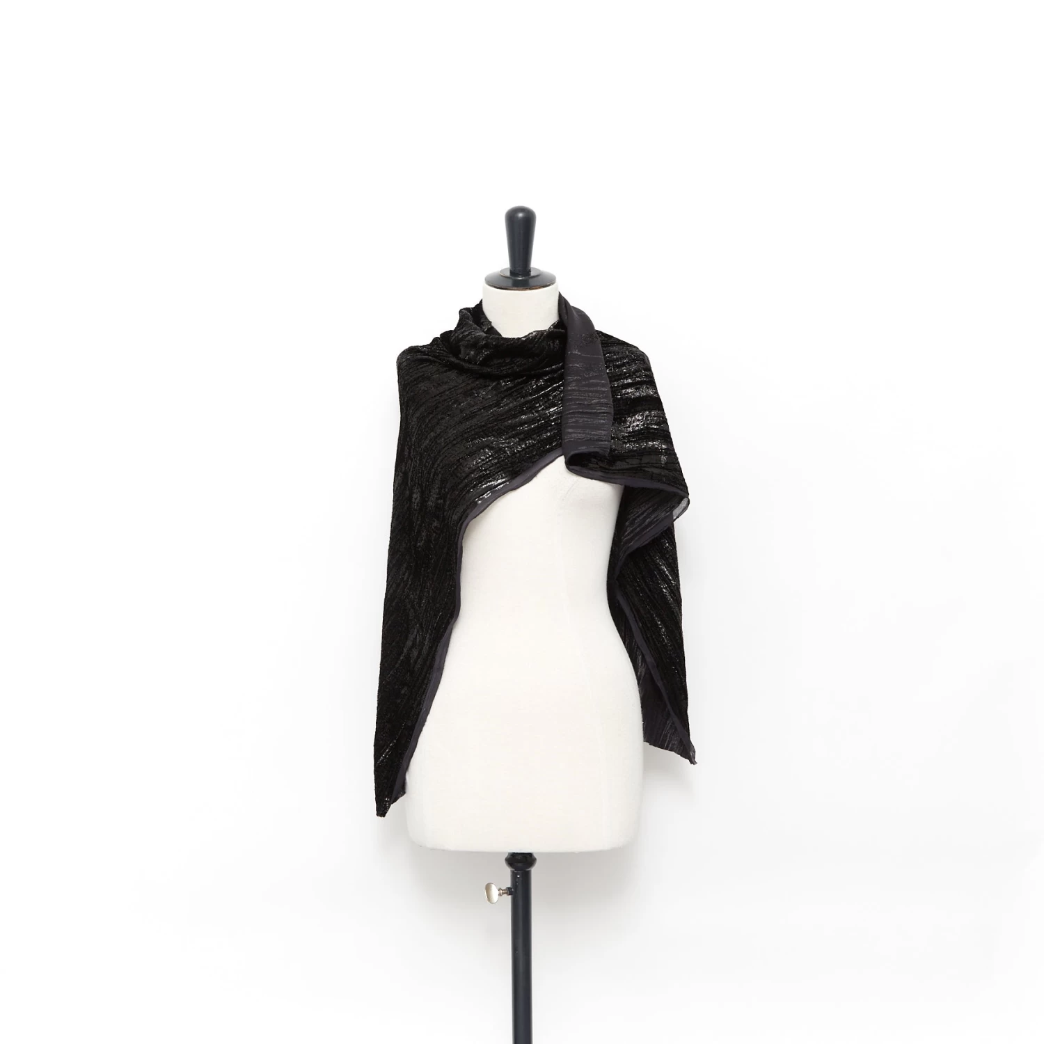 T22A02969 | Lamé Velvet 4 T22A02969 | Lamé Velvet - Image 2