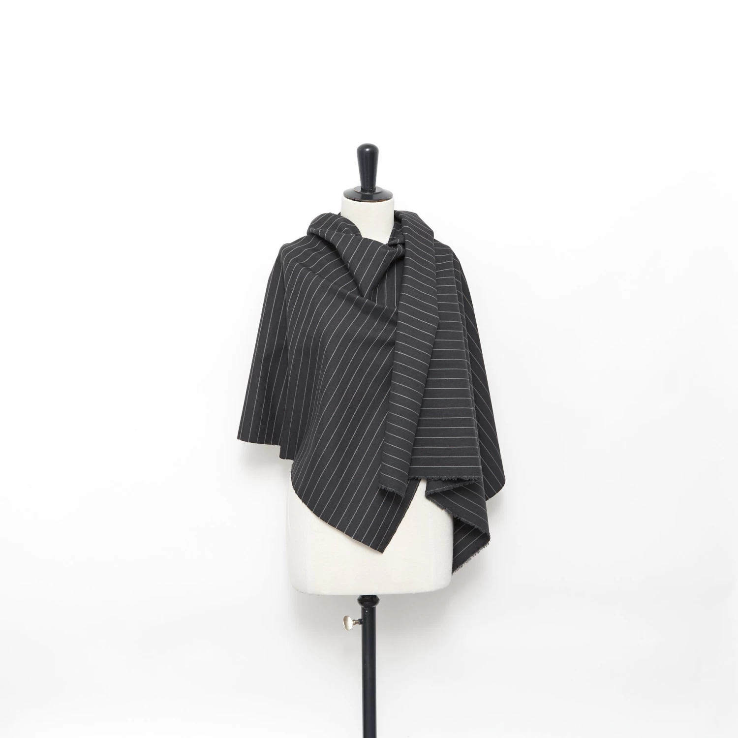 T22A02975 | Pinstripe Wool Diagonal 4 T22A02975 | Pinstripe Wool Diagonal - Image 2