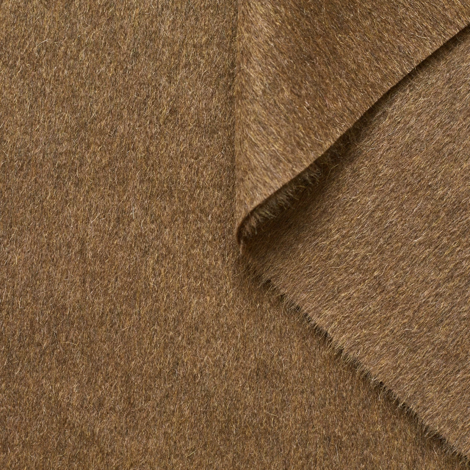 T22B03205 | Splittable Hairy Wool & Mohair 3 T22B03205 | Splittable Hairy Wool & Mohair