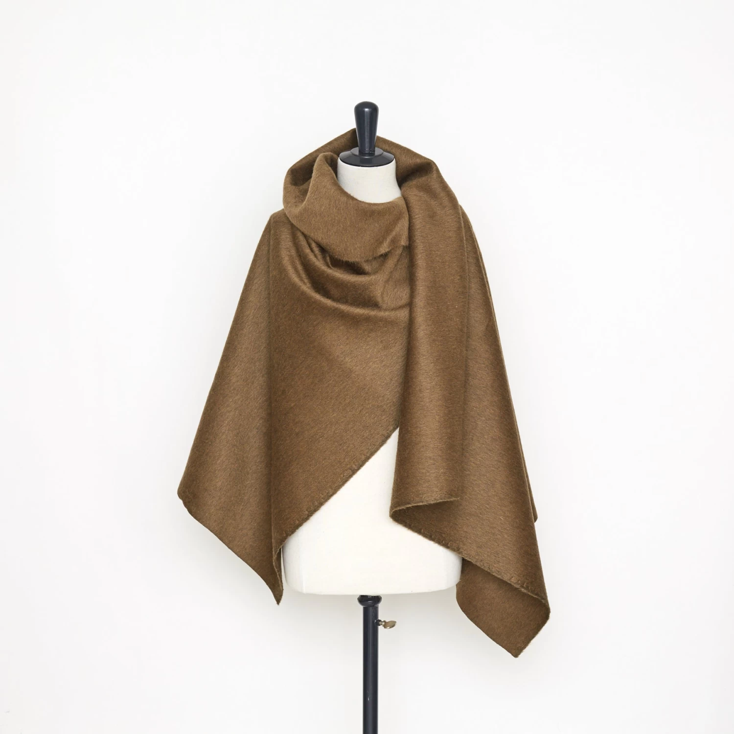 T22B03205 | Splittable Hairy Wool & Mohair 4 T22B03205 | Splittable Hairy Wool & Mohair - Image 2