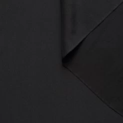 T22D00771 | Fluid Silk