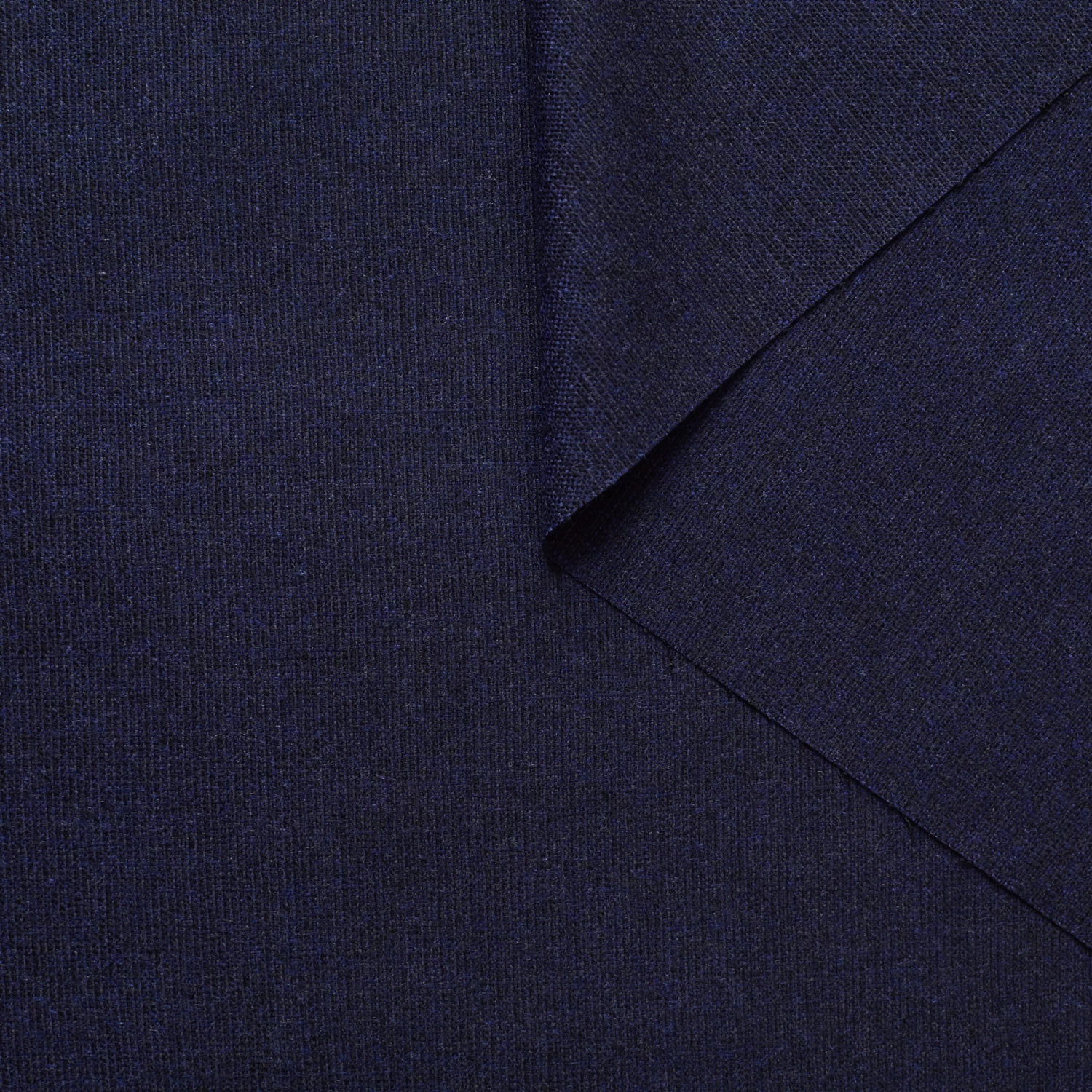 T22E00699 | Fine Wool & Silk Melange Suiting 3 T22E00699 | Fine Wool & Silk Melange Suiting
