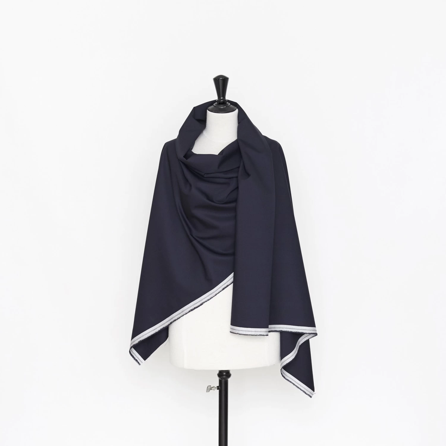 T22F00725 | Twill Wool Suiting 4 T22F00725 | Twill Wool Suiting - Image 2