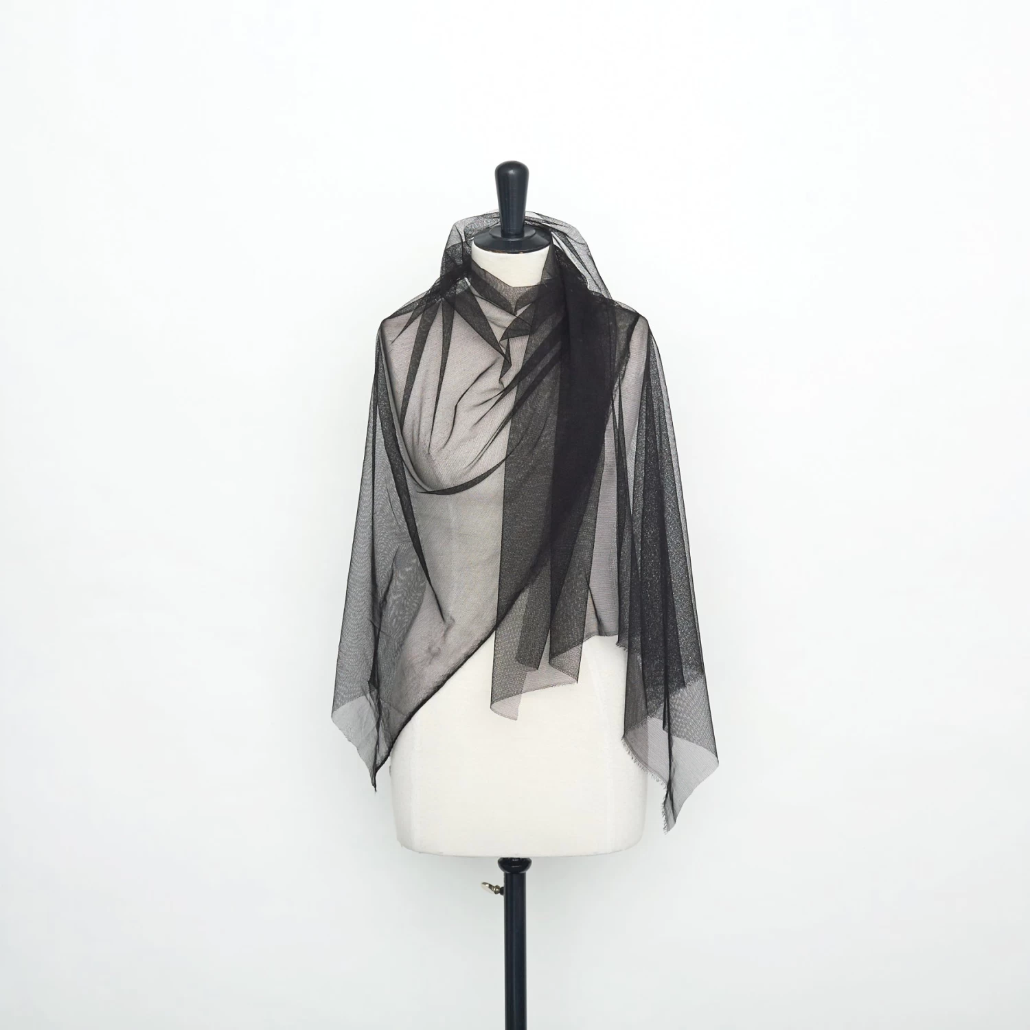 T22H03838 | Tulle 4 T22H03838 | Tulle - Image 2