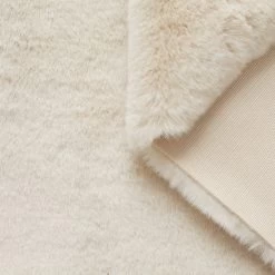 T22I00837 | Super Soft Faux Fur -Nona Source Shop T22I00837 Eggnog 01