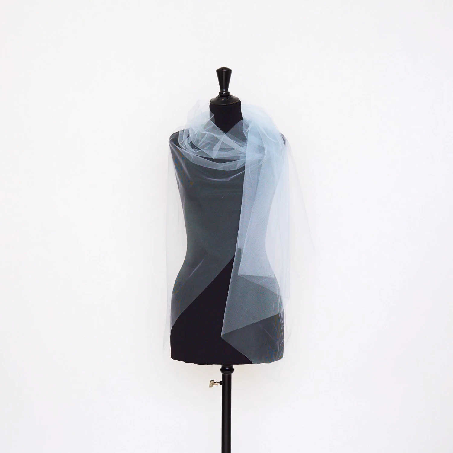 T22I00879 | Supple Tulle 4 T22I00879 | Supple Tulle - Image 2