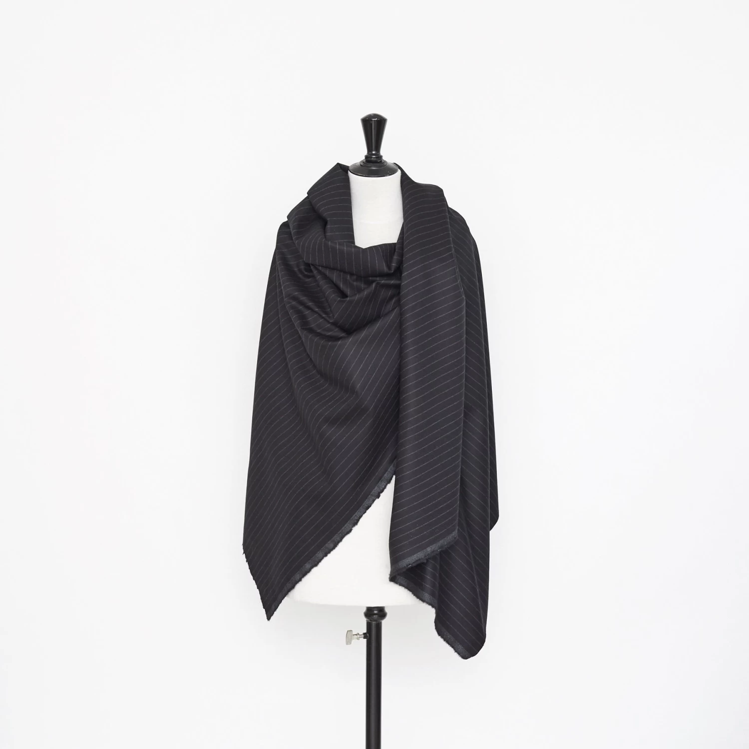 T22I00911 | Chalkstripe Virgin Wool Flannel 4 T22I00911 | Chalkstripe Virgin Wool Flannel - Image 2