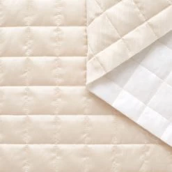 T22J00782 | Technical Quilting