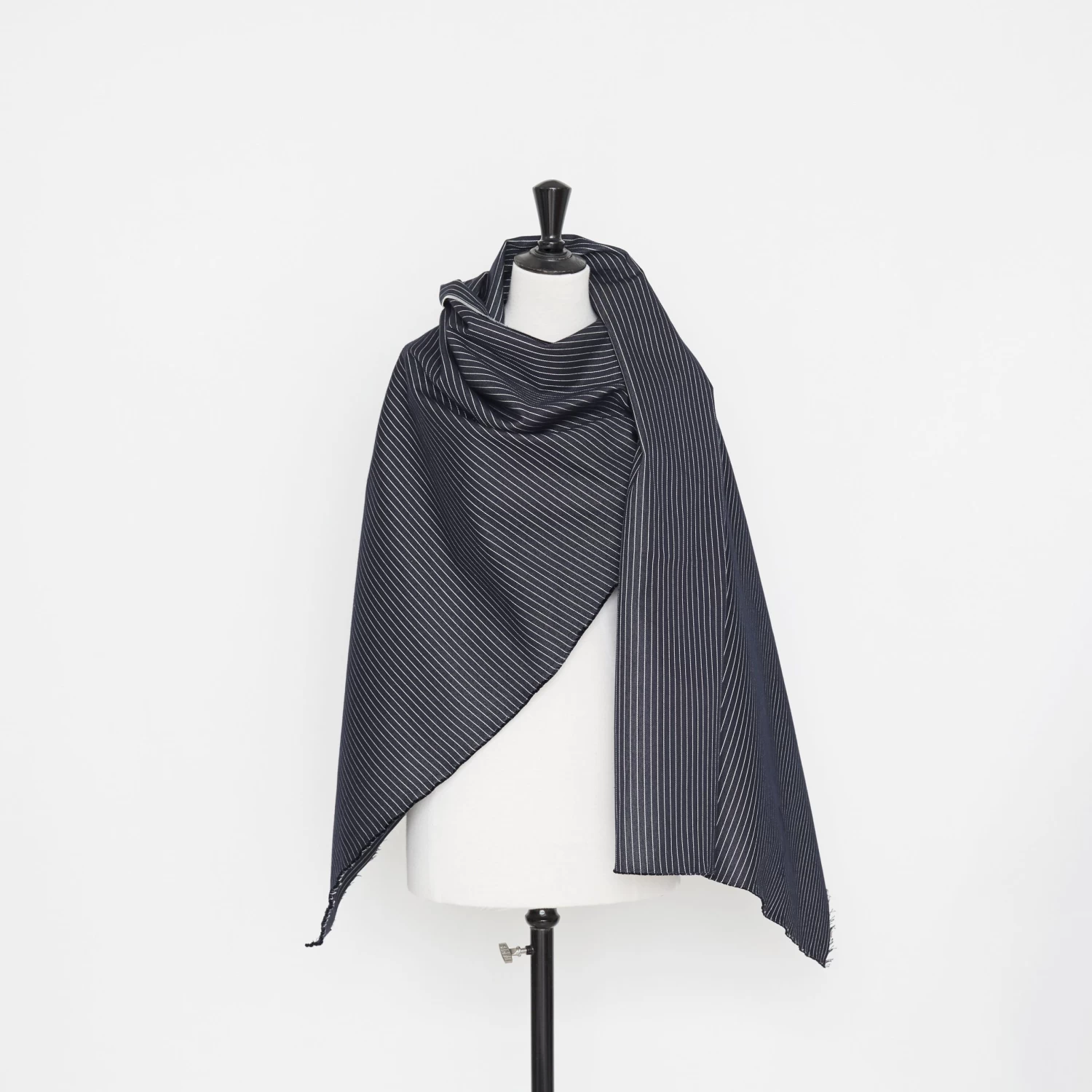 T22M00944 | Double Face Pinstripe Denim 4 T22M00944 | Double Face Pinstripe Denim - Image 2