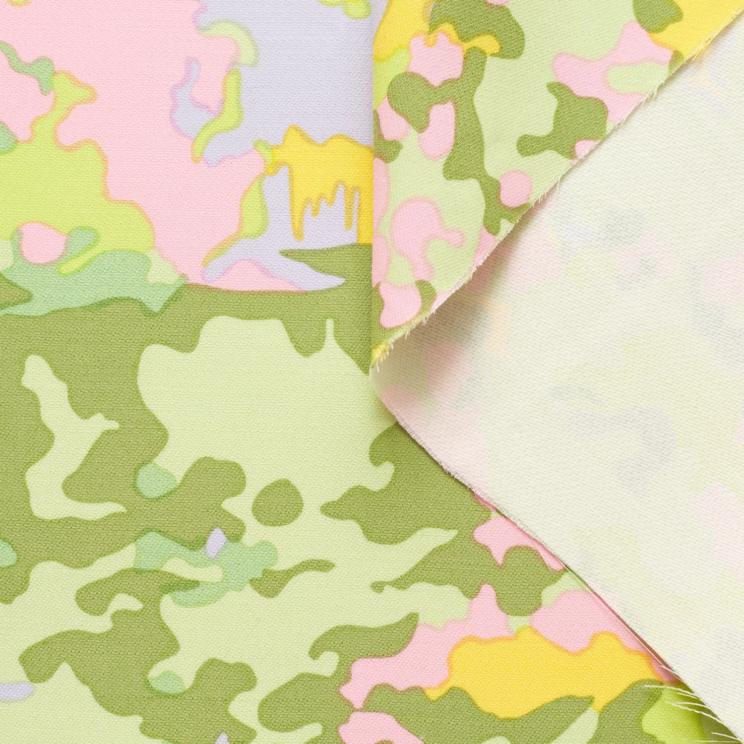 T22N01291 | Wool & Silk Colorful Camo 3 T22N01291 | Wool & Silk Colorful Camo