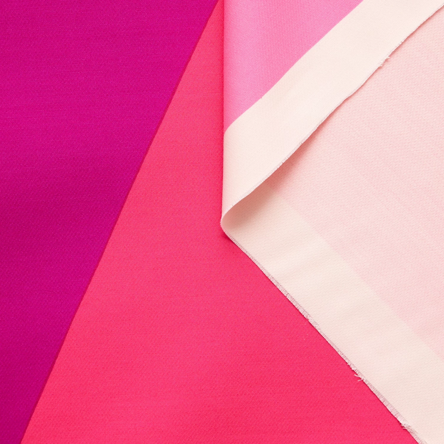 T22N01292 | Large Circle Wool & Silk Panels 136cm X 140cm 5 T22N01292 | Large Circle Wool & Silk Panels 136cm X 140cm - Image 3