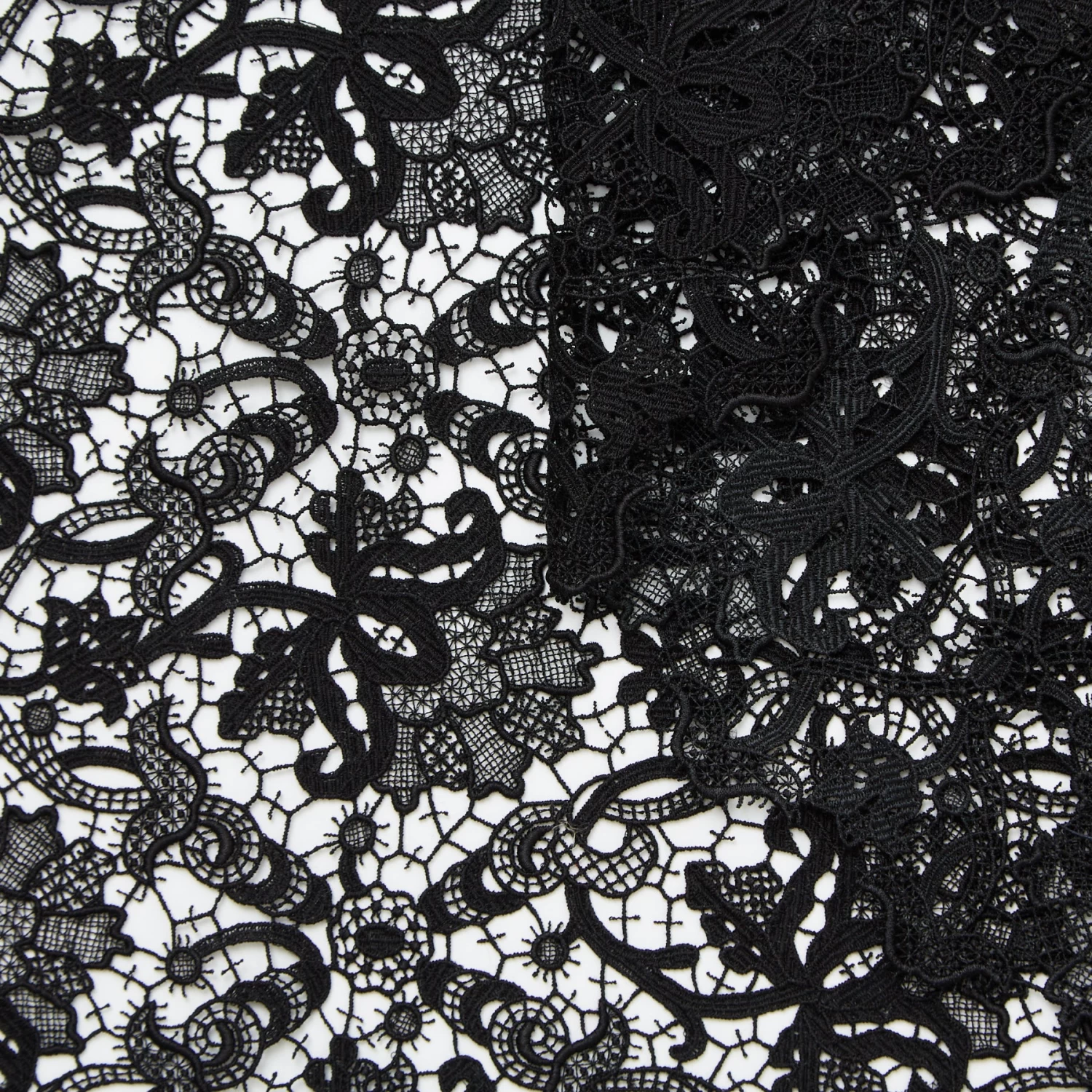 T22N01380 | Nylon Floral Guipure 4 T22N01380 | Nylon Floral Guipure - Image 2